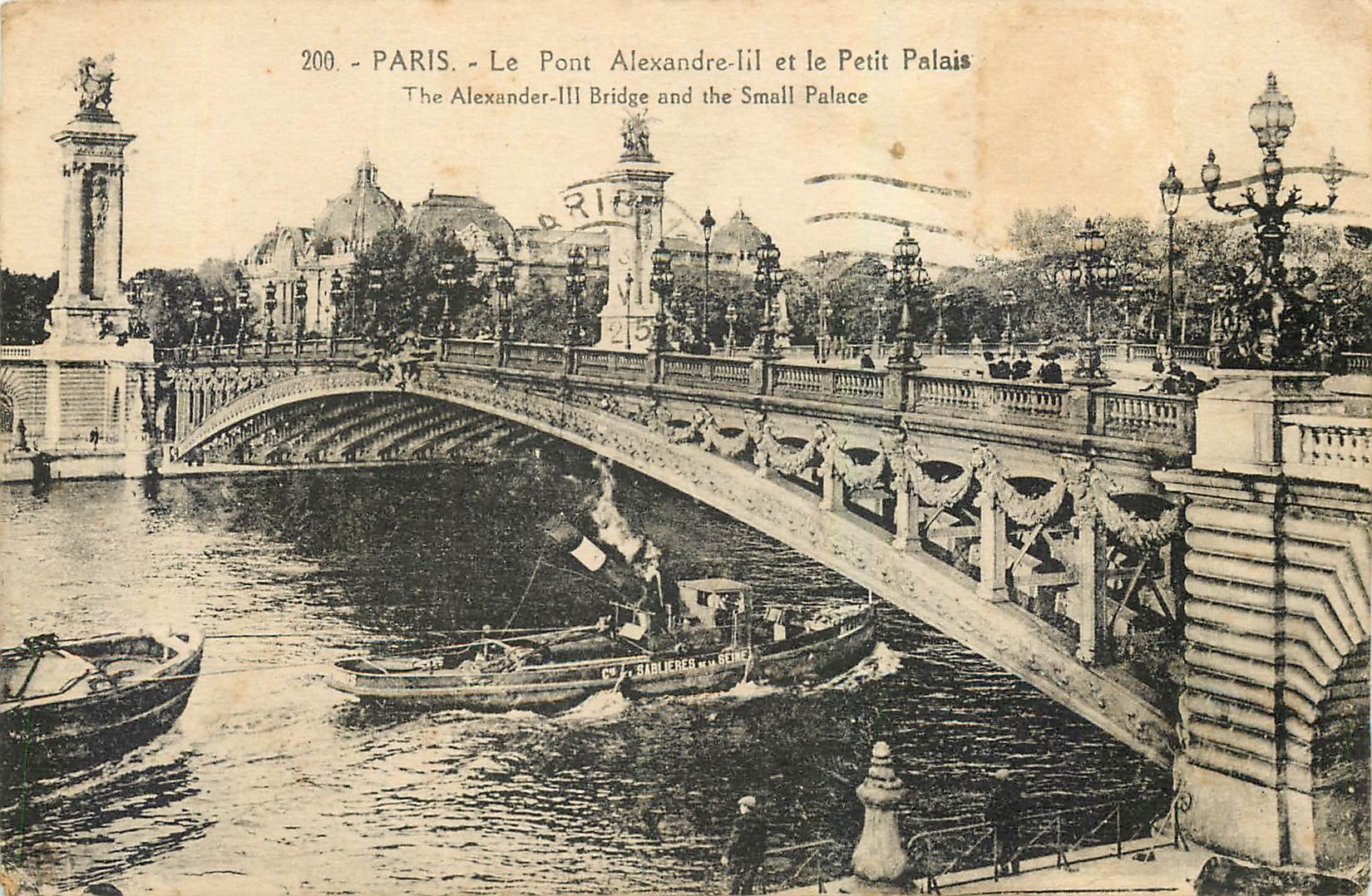 CPA Paris Le Pont Alexandre III et le Petit Palais Bateau