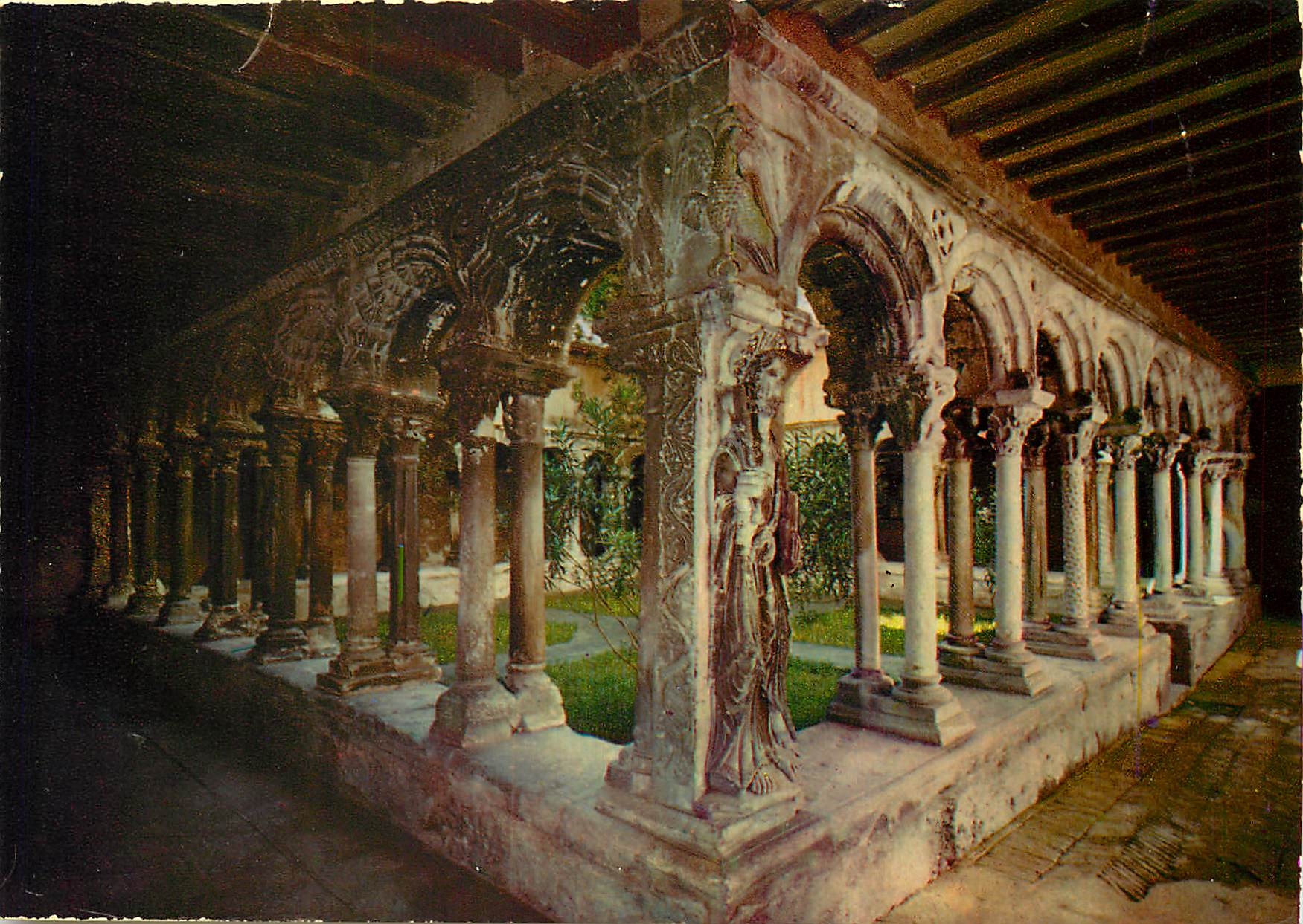 CPM La Cite du Roy Rene Aix en Provence B d R Le Cloitre Saint Sauveur Monument historique 