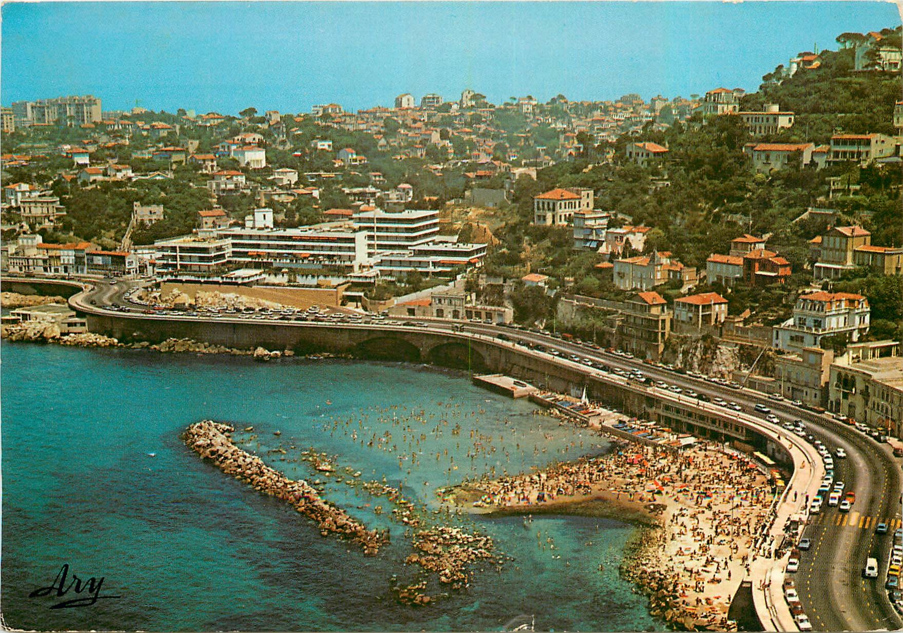 CPM Marseille La Plage du Prophete a l'heure du Bain