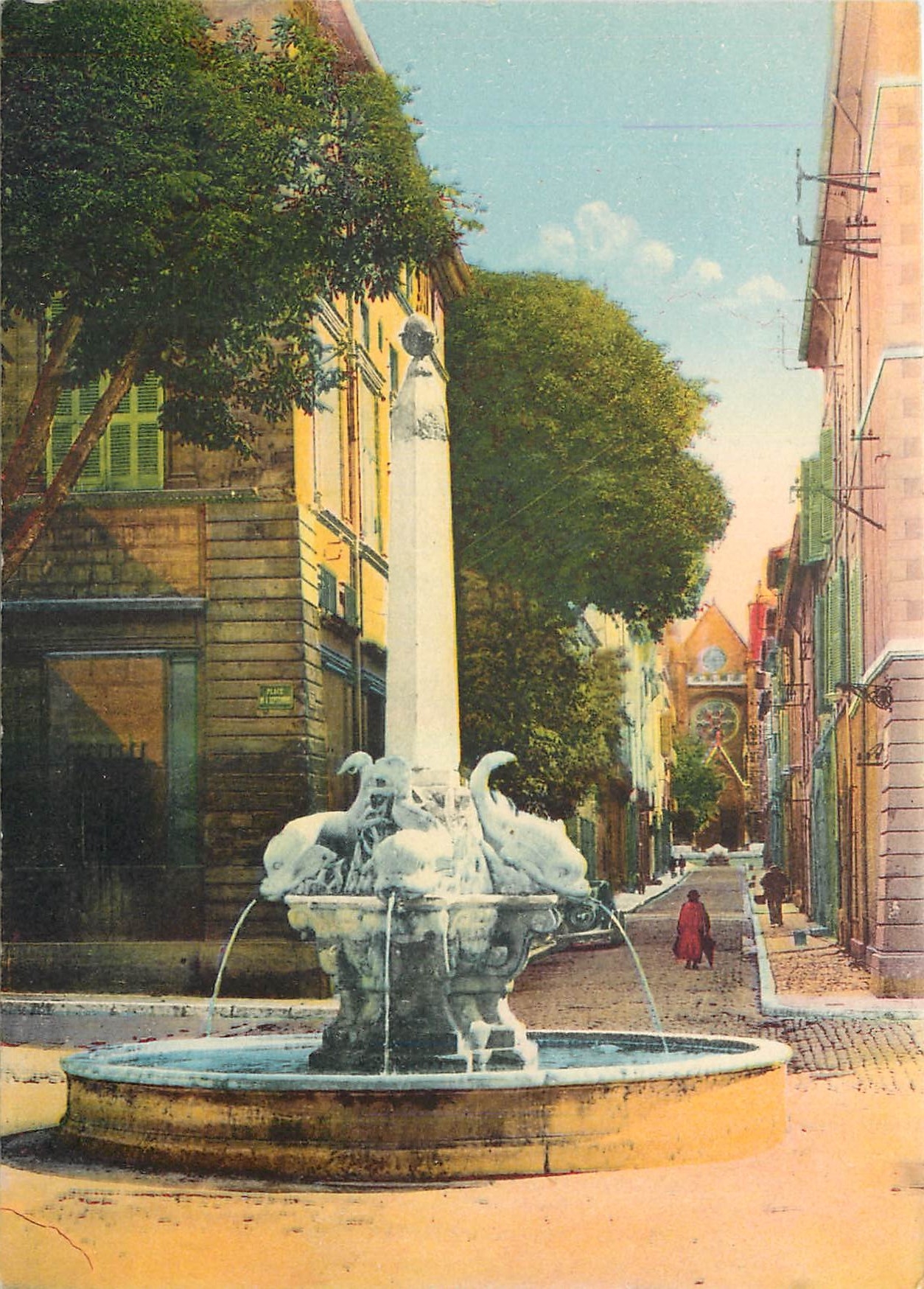 CPM Aix en Provence La Fontaine des Quatre Dauphins et l'Eglise de Saint Jean de Malte