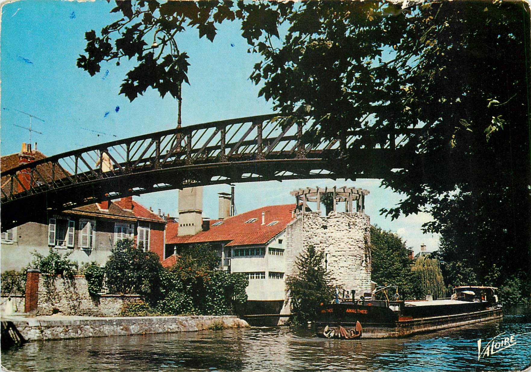 CPM L'Orleanais Montargis Loiret Le canal de Briare 