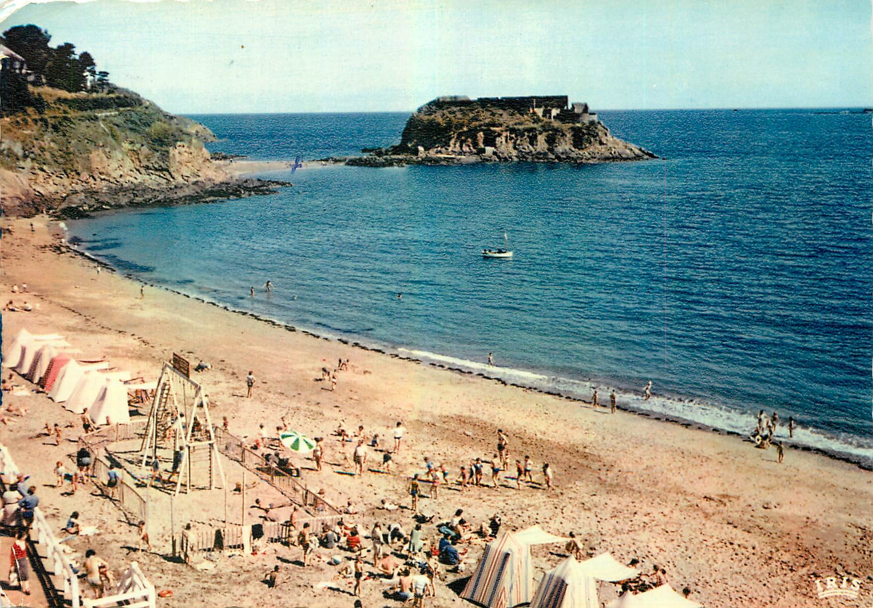CPM Saint Quay Portrieux la Plage et l'IIle de la Comtesse Enfants