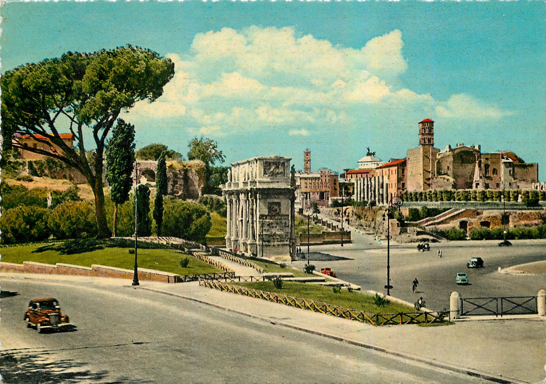 CPM Roma Vue generale et l'Arc de Constantine