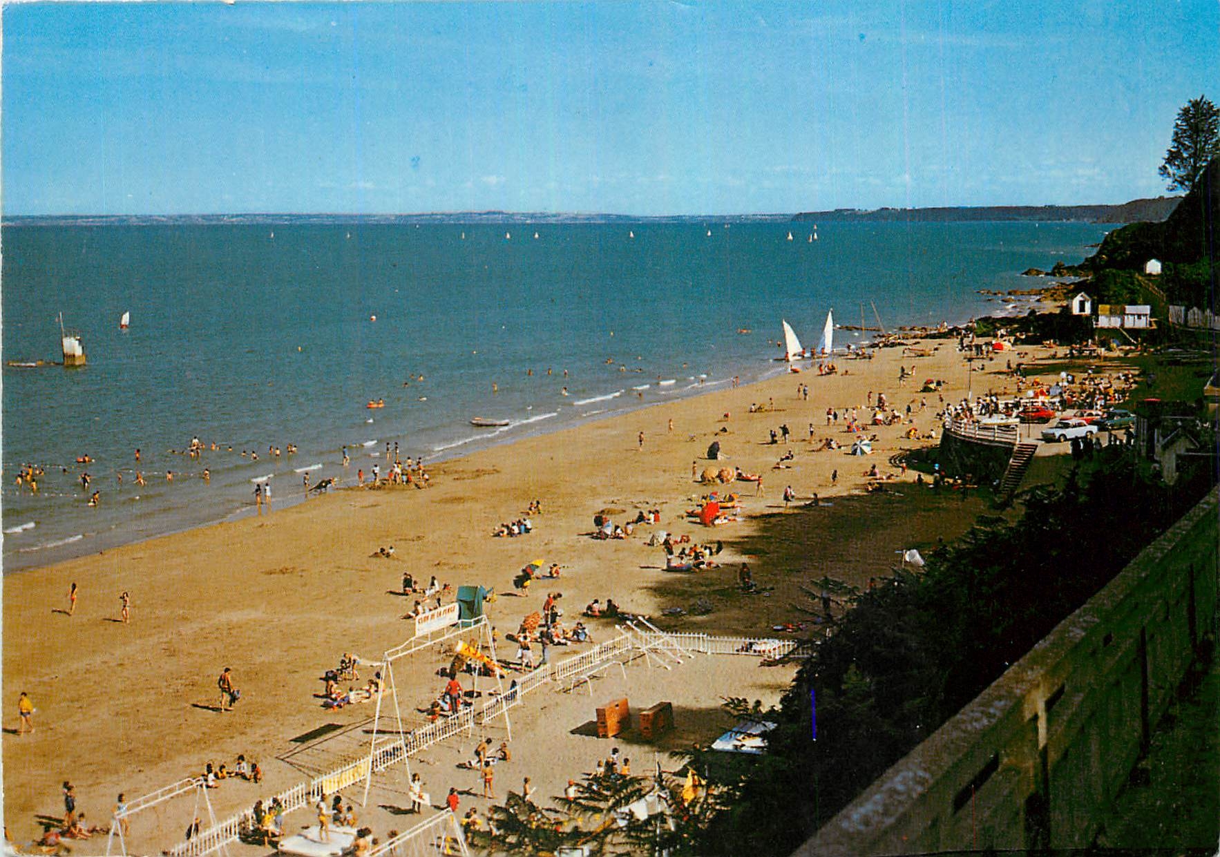 CPM Etables sur Mer C du N Plage des Godelins 