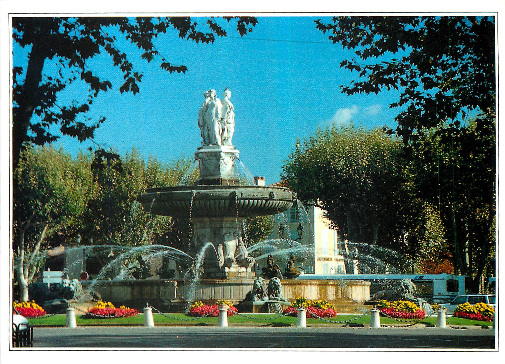 CPM Aix en Provence La Grande Fontaine sur la Rotonde