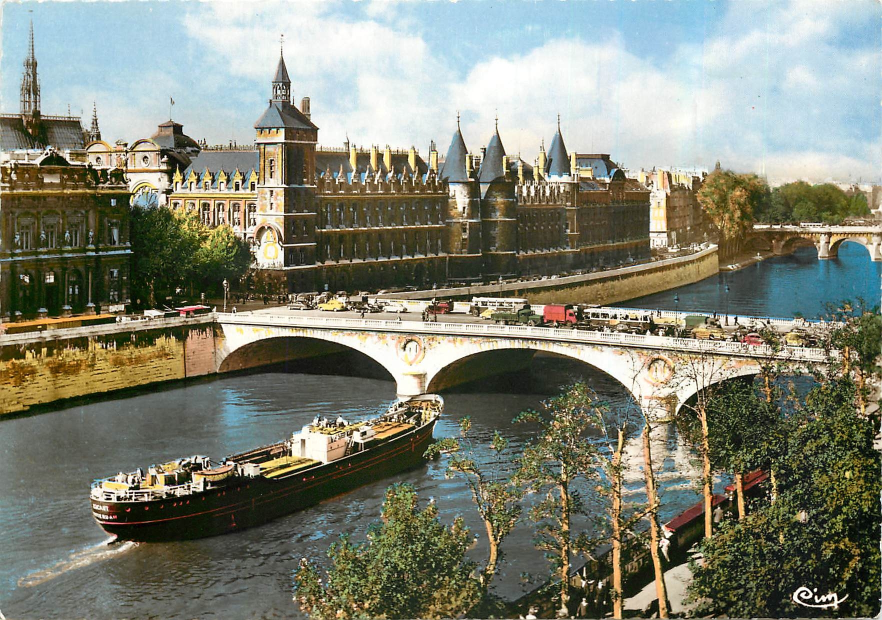 CPM Paris Pont du Change et le Palais de Justice La Sainte Chapelle