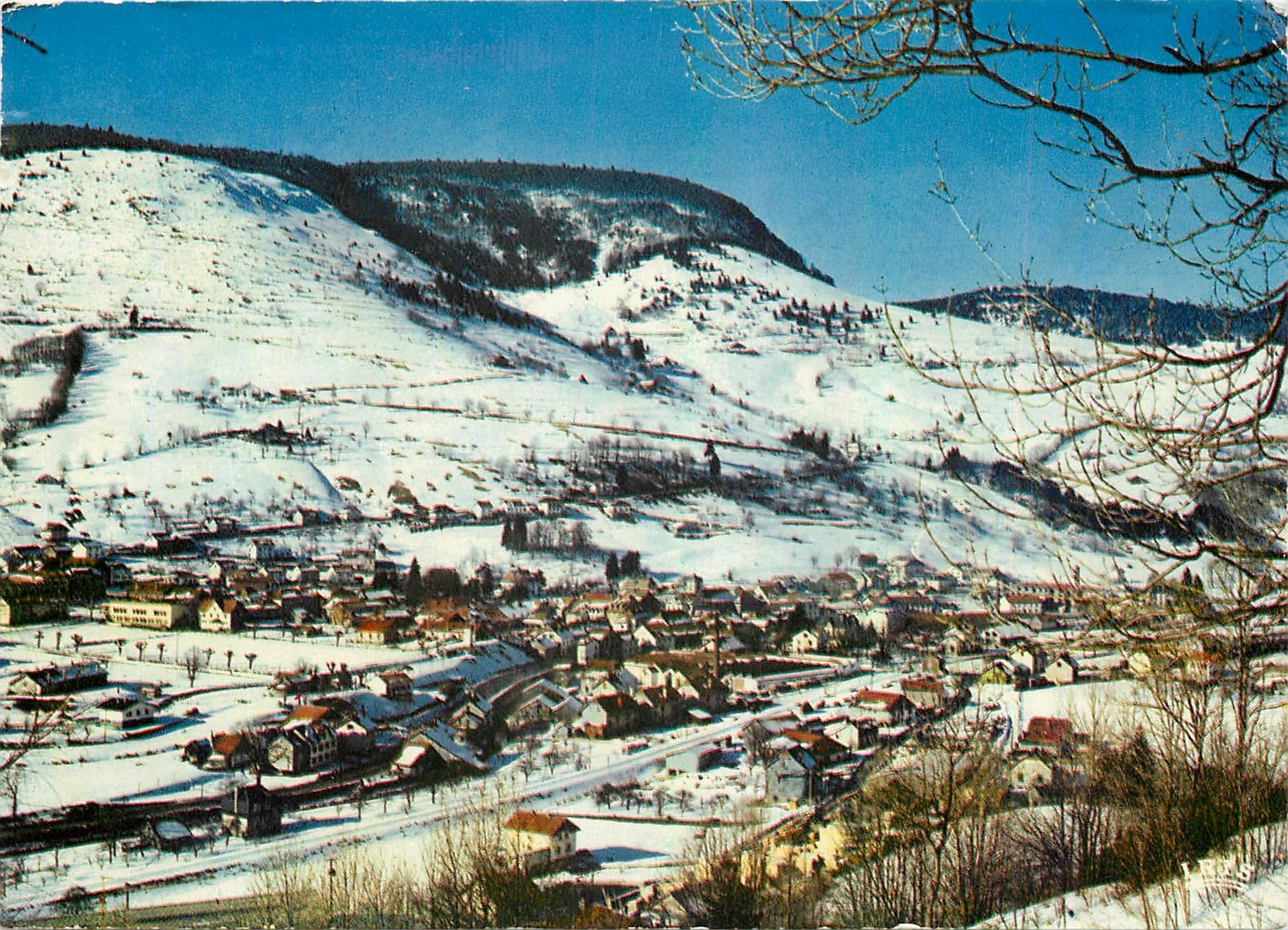 CPM Bussang (Vosges) Vue generale alt 620 m