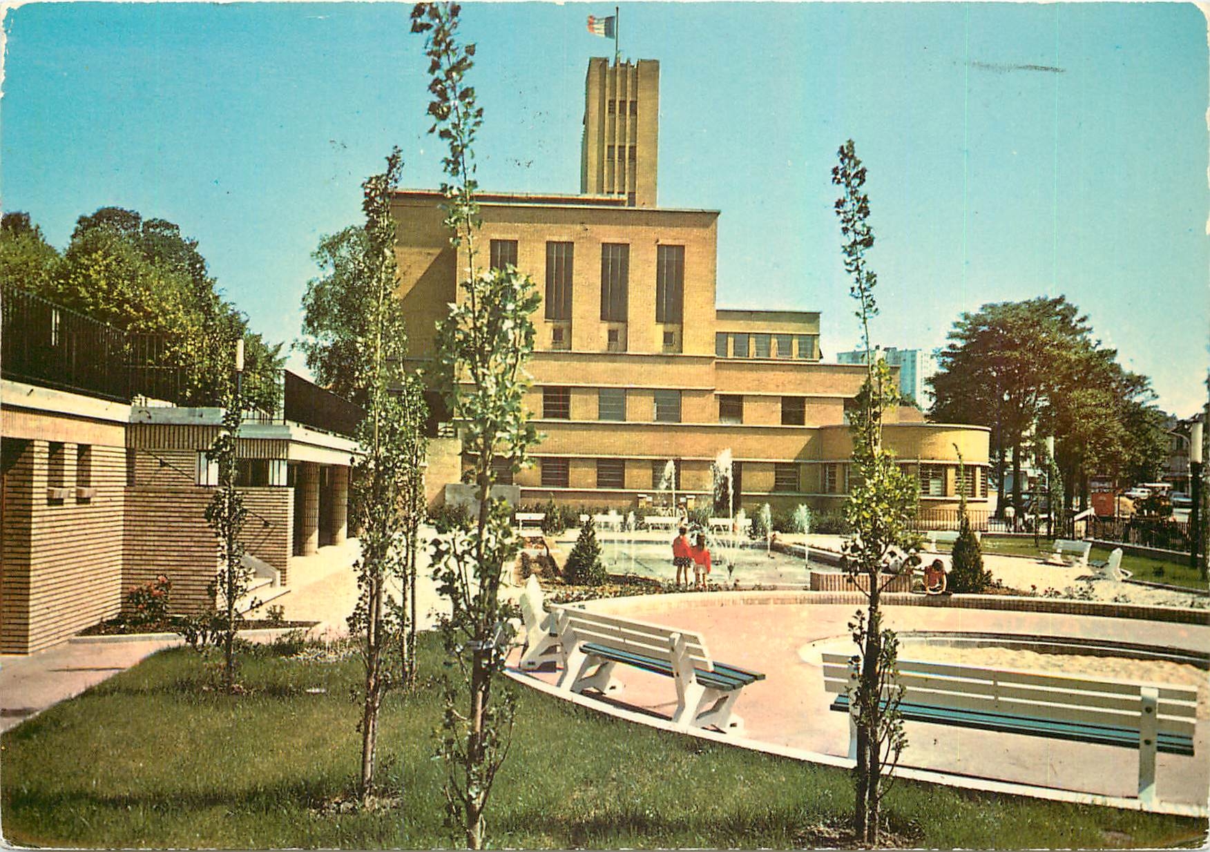 CPM Images de France Cachan l'Hotel de Ville