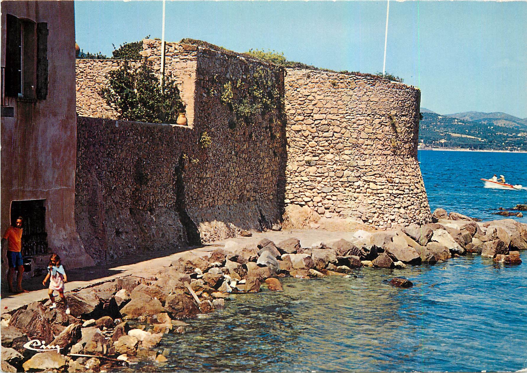 CPM Cote d'Azur France Saint Tropez (Var) La tour Daumlas