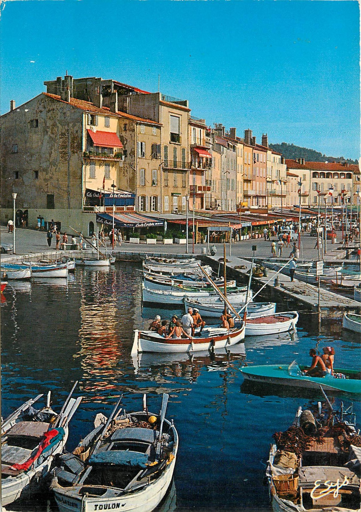 CPM La Cote d'Azur Varoise Saint Tropez (Var) Le quai Jean Jaures