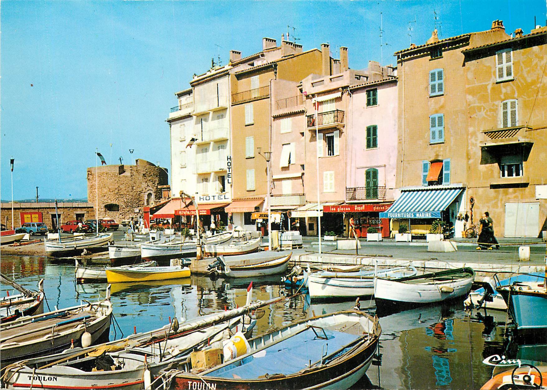 CPM Saint Tropez (Var) un coin du Port