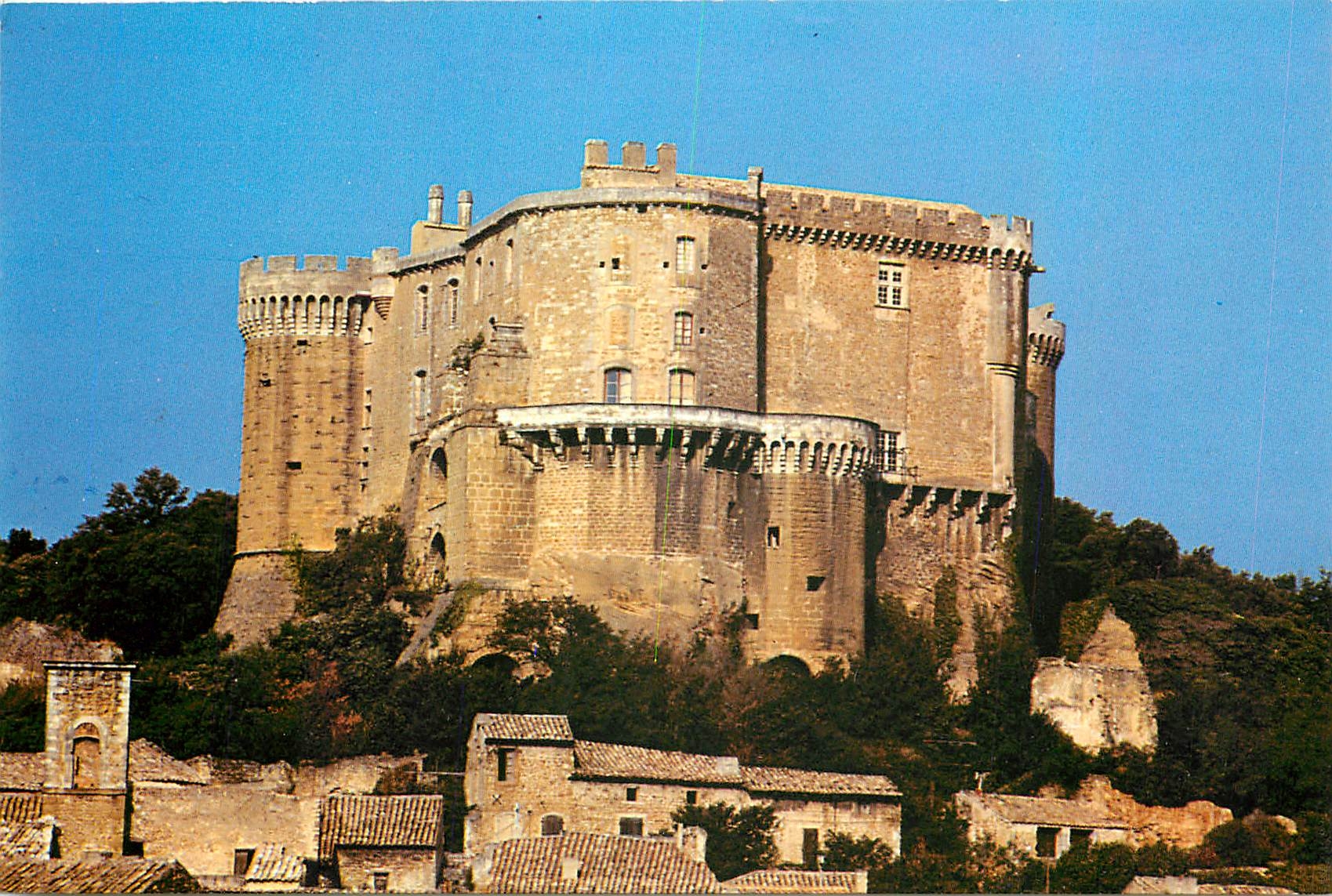 CPM Chateau de Suze la Rousse XIVe