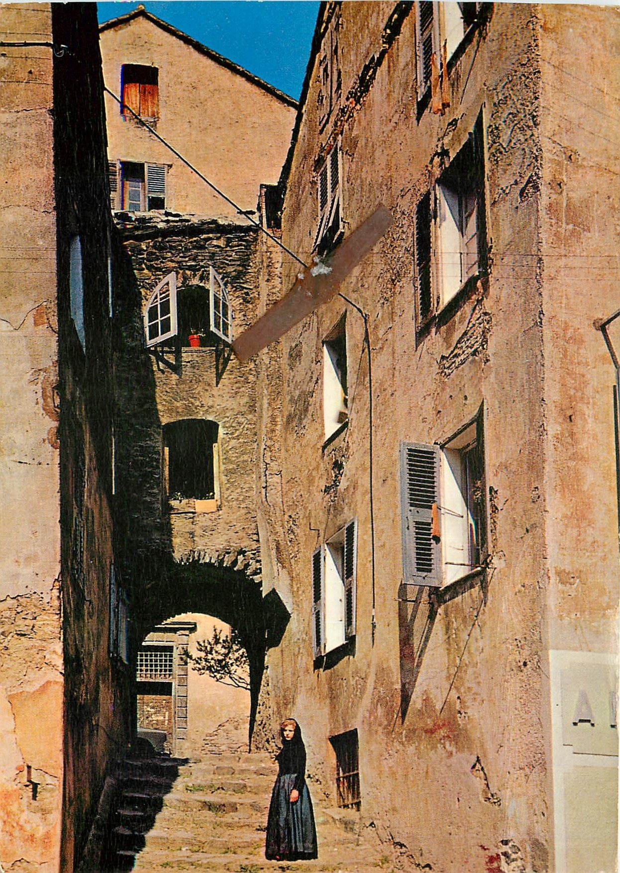 CPM La Corse Inoubliable Vieille Rue