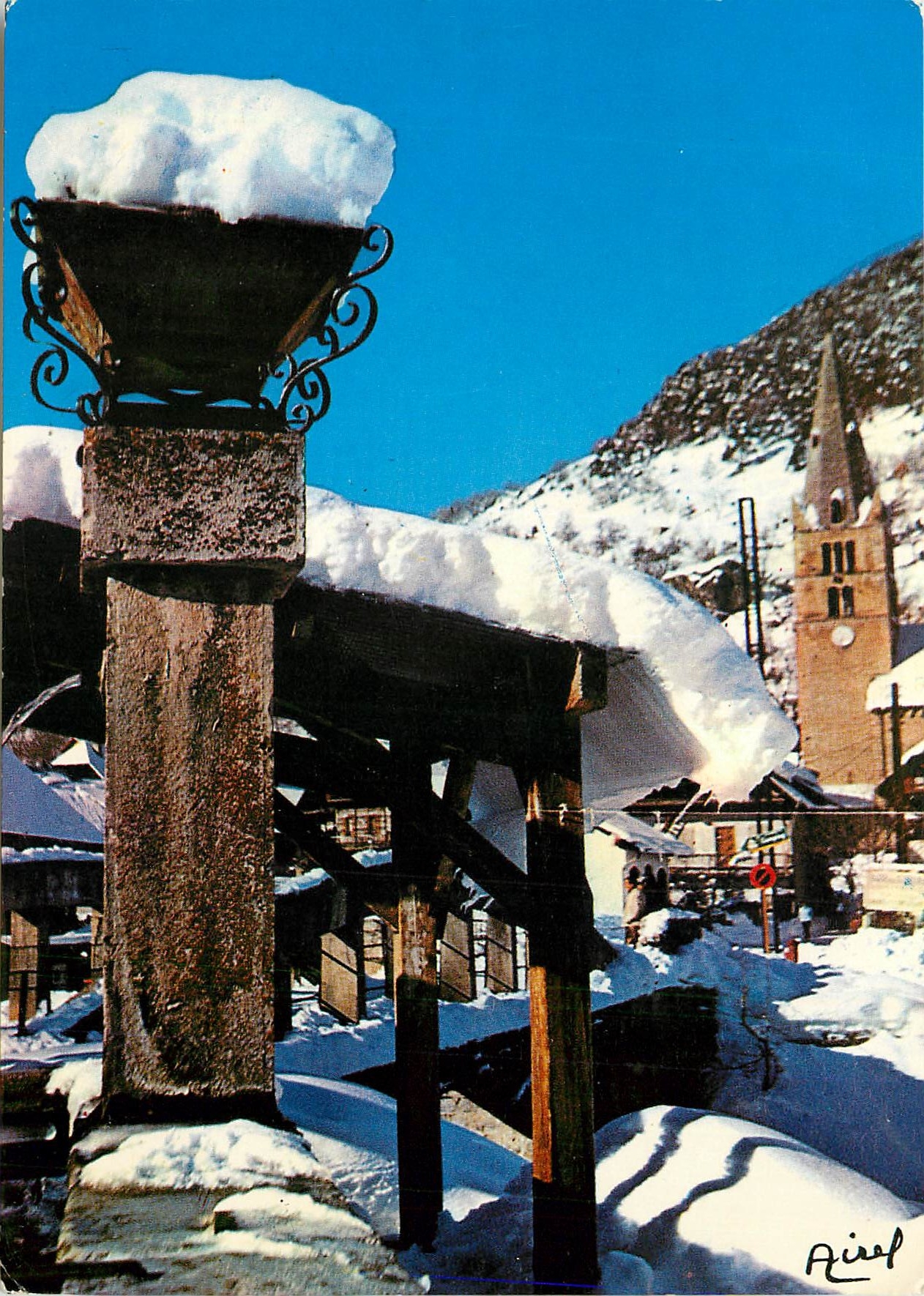 CPM Vallouise les joies de la niege l'Eglise le Pont sur le cyr vieille fontaine