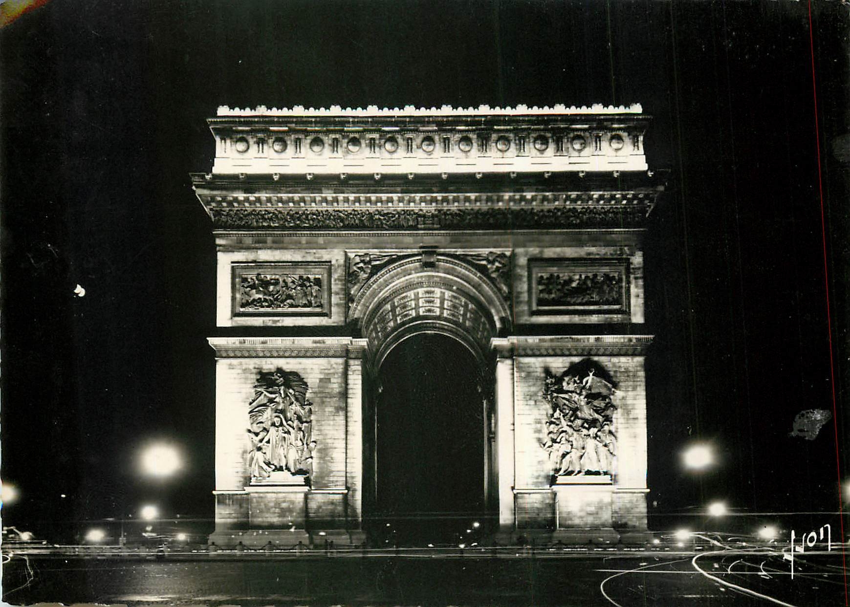 CPM Paris la Nuit L'Arc de Triomphe