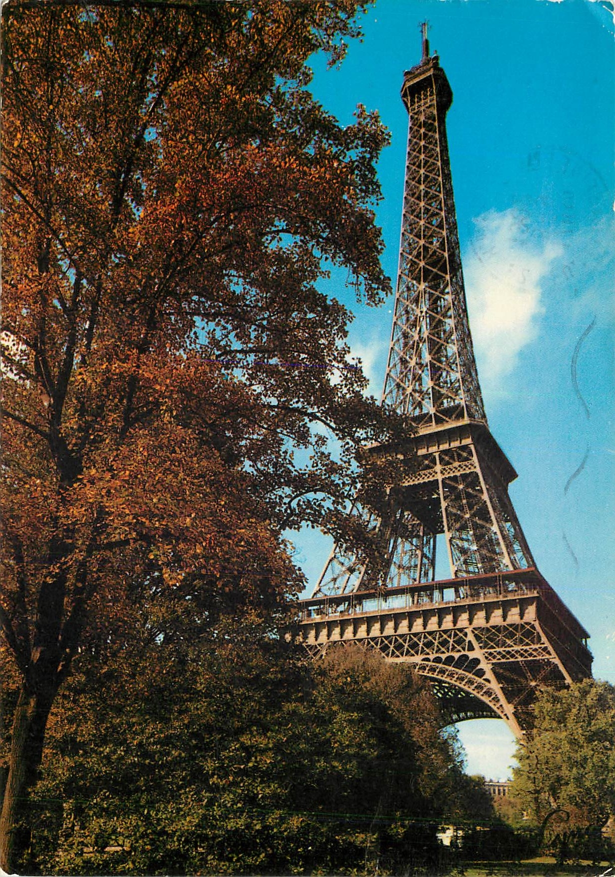 CPM Paris La Tour Eiffel
