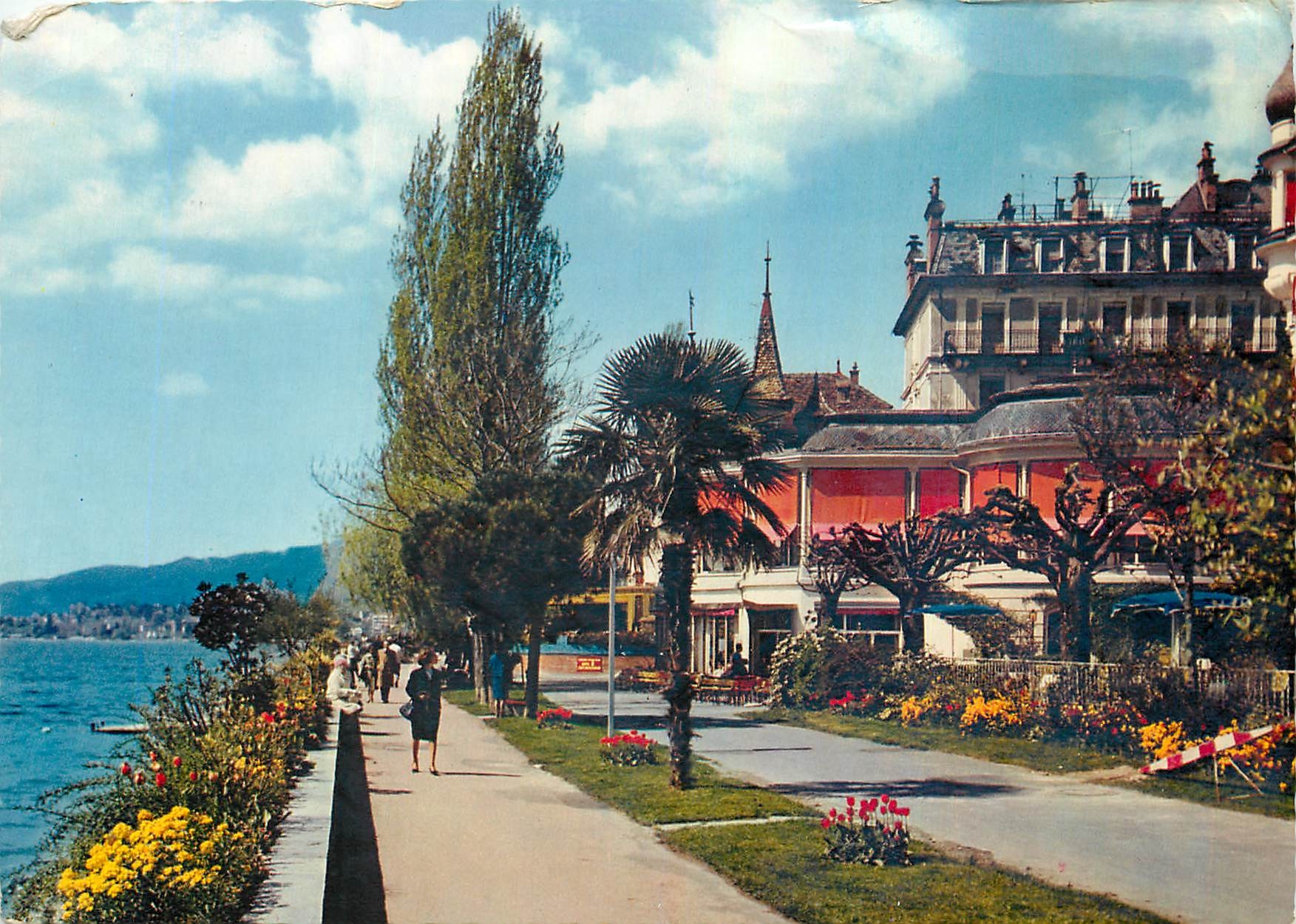 CPM Montreux Les Quais Fleuris