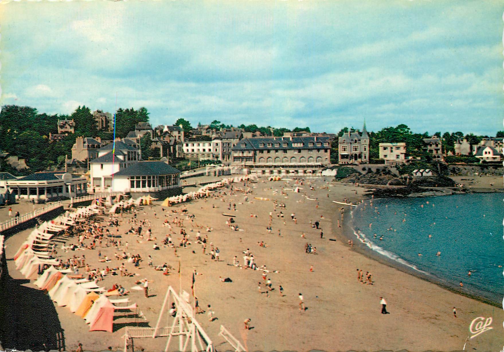 CPM Saint Quay Portrieux La grande Plage