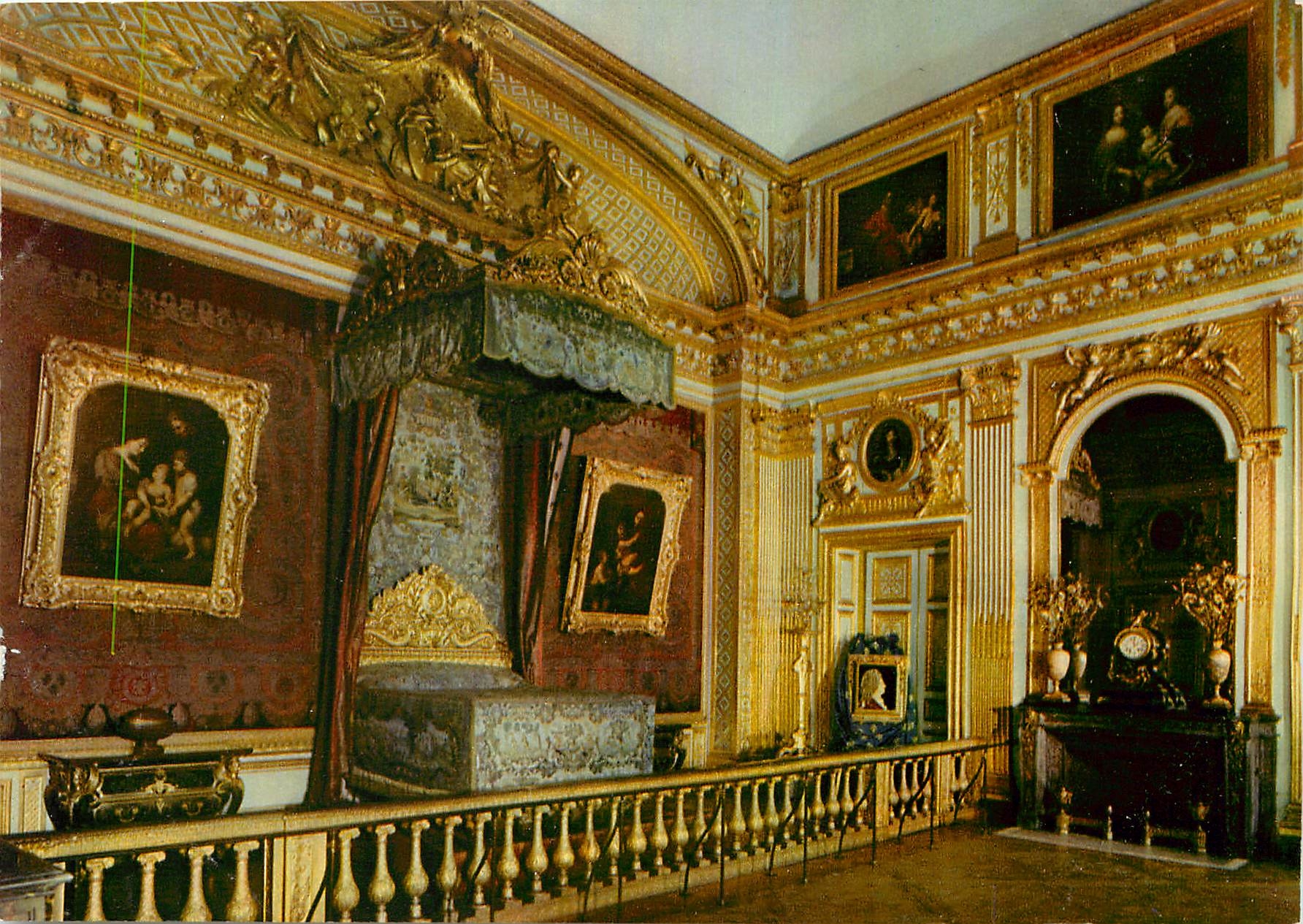 CPM Chateau de Versailles Chambre du Roi en 1701