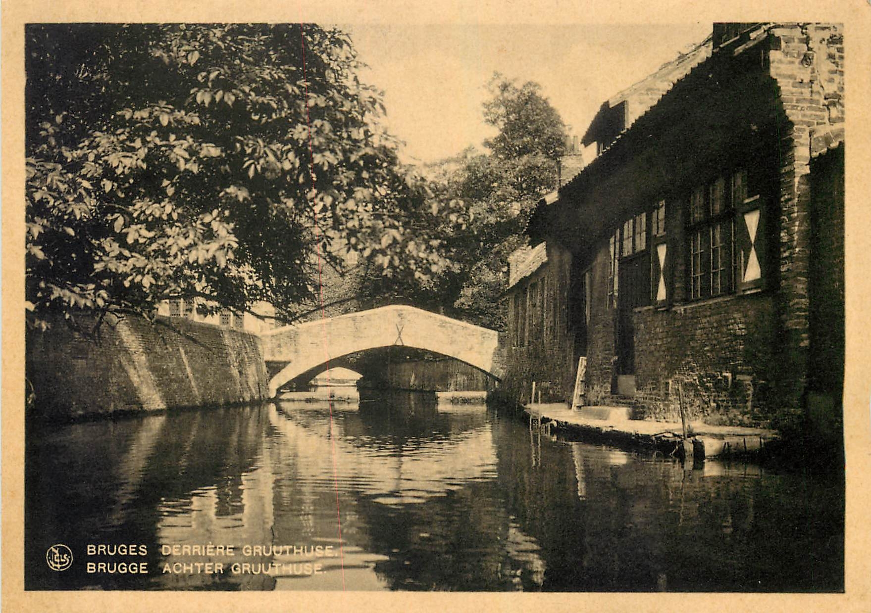 CPM Bruges derriere Gruuthlise