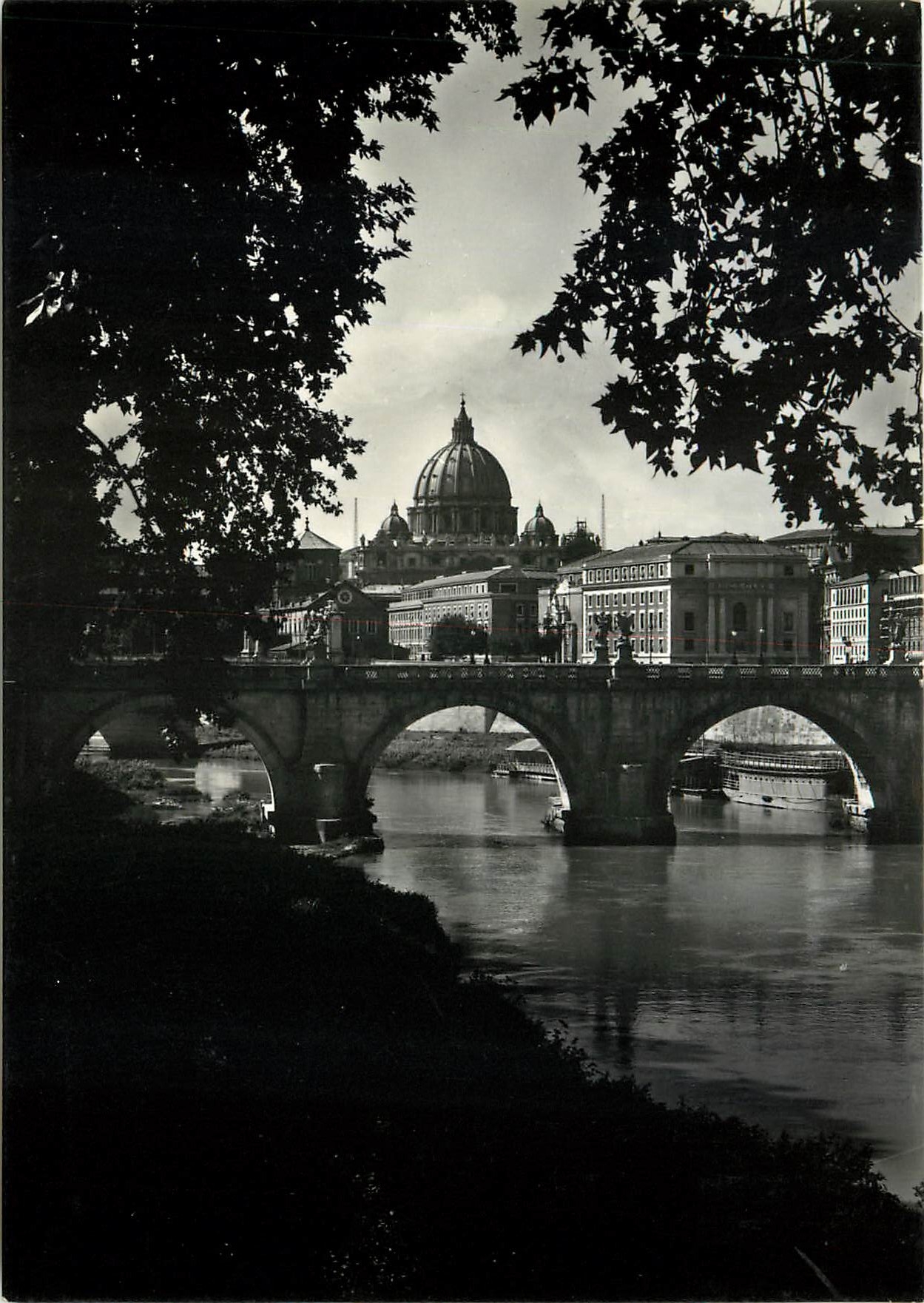 CPM Roma Tevette Bridge chateau S Angelo
