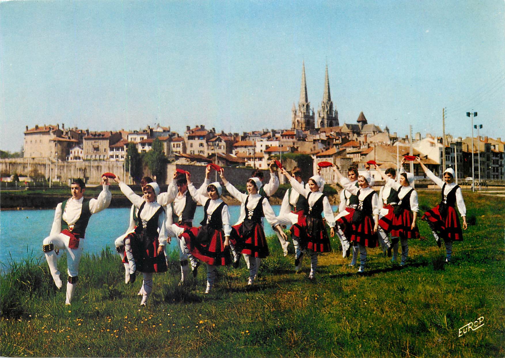 CPM Les Ballets Basques de Bayonne Orai Bat Quai Lessaps Folklore