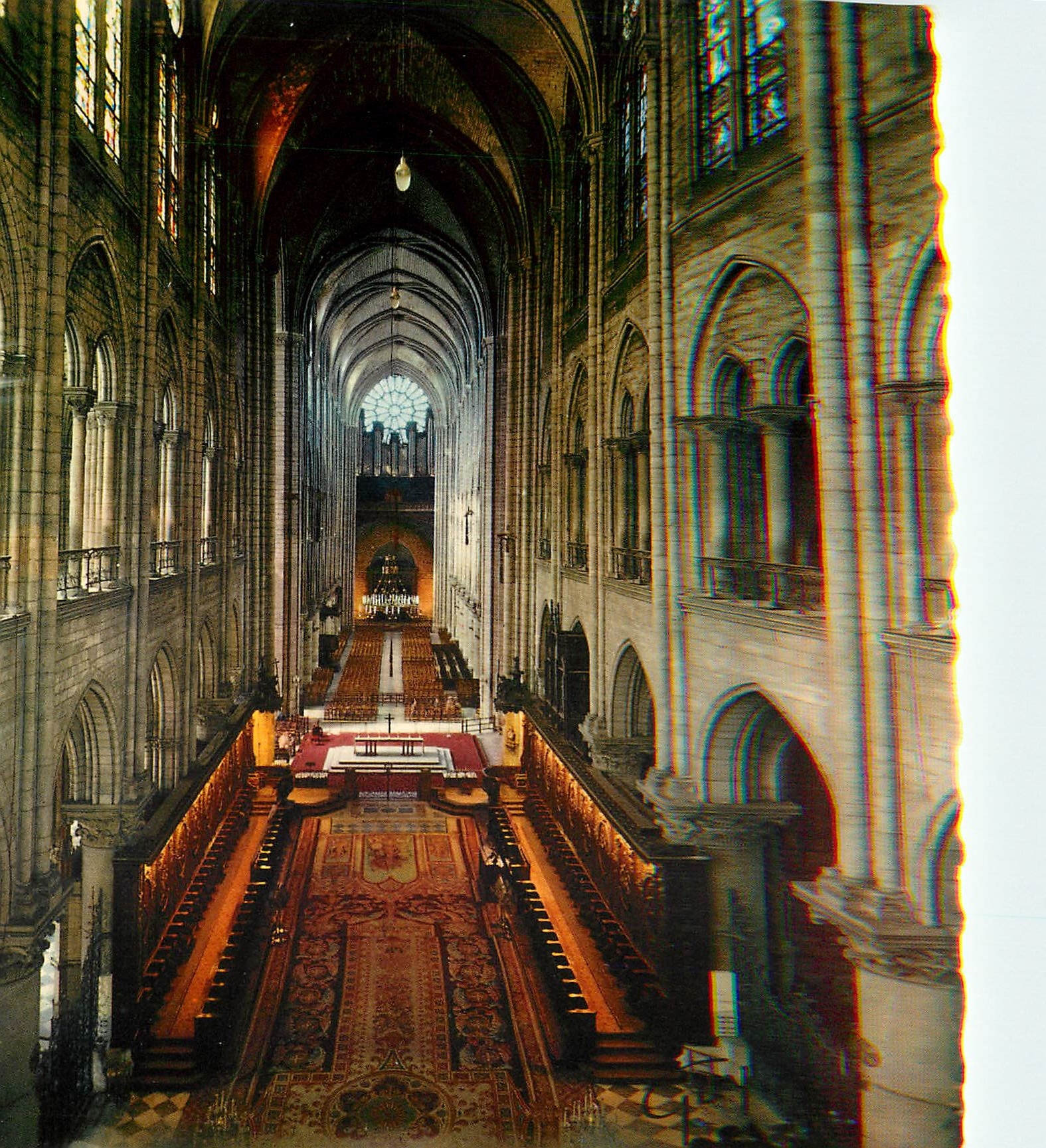 CPM Paris et Ses merveilles La cathedrale Notre Dame (1163 1330) le choeur et le nef cnetrale au fon