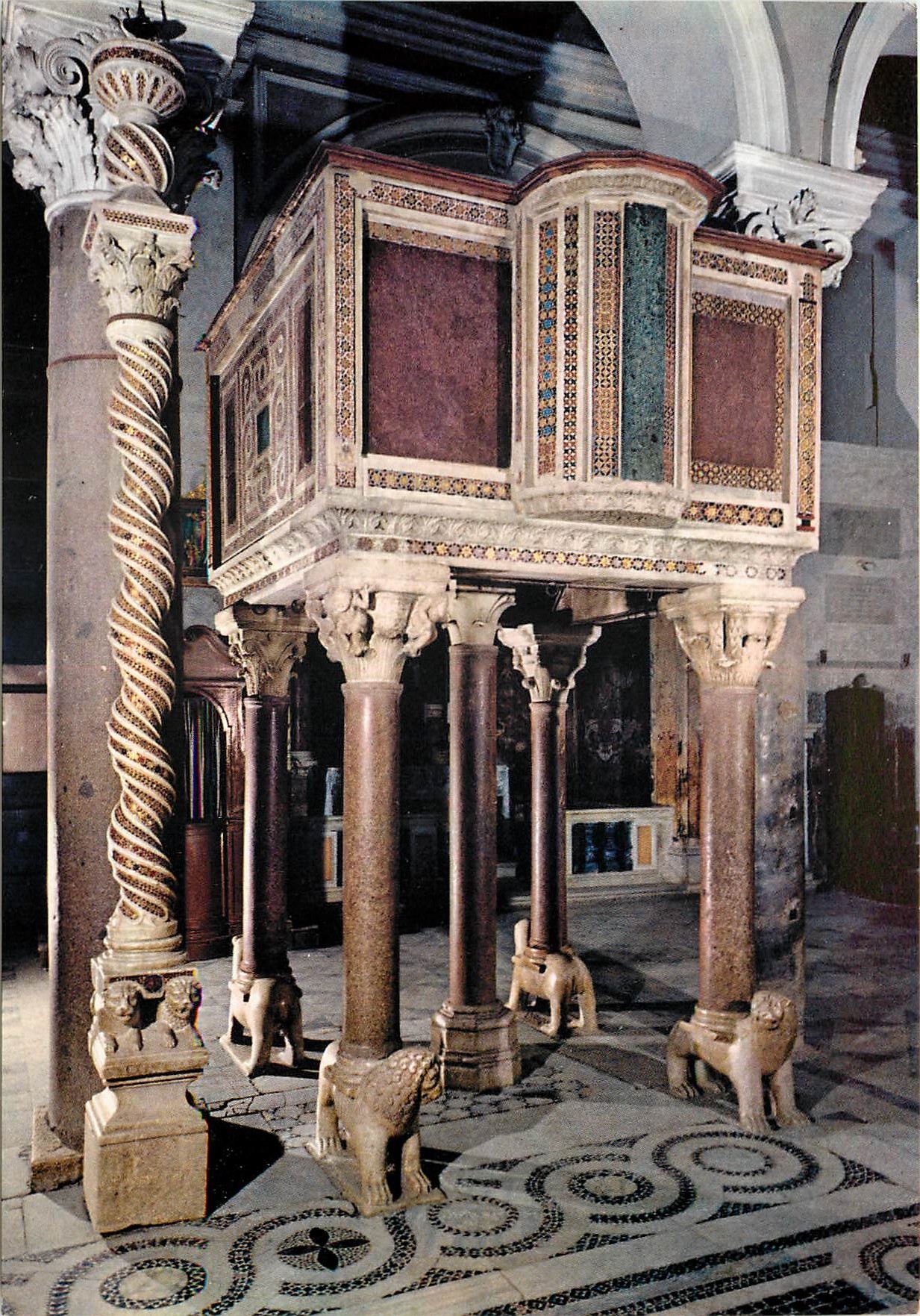 CPM Terracina Cathedrale Sec XII chaire et pavement en style cosmatesque