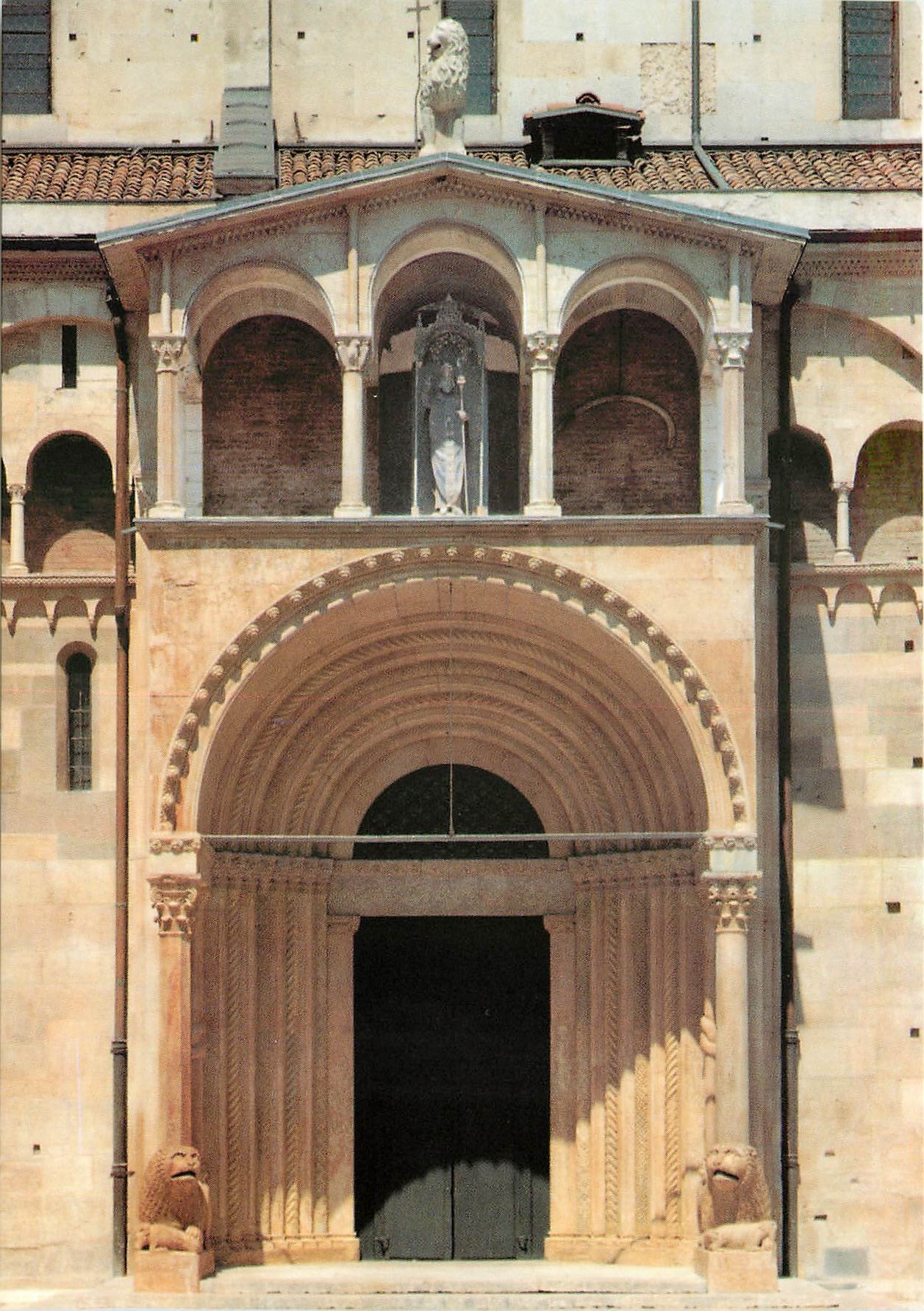 CPM  Duomo di Modena Porta regia (Sec XIII)