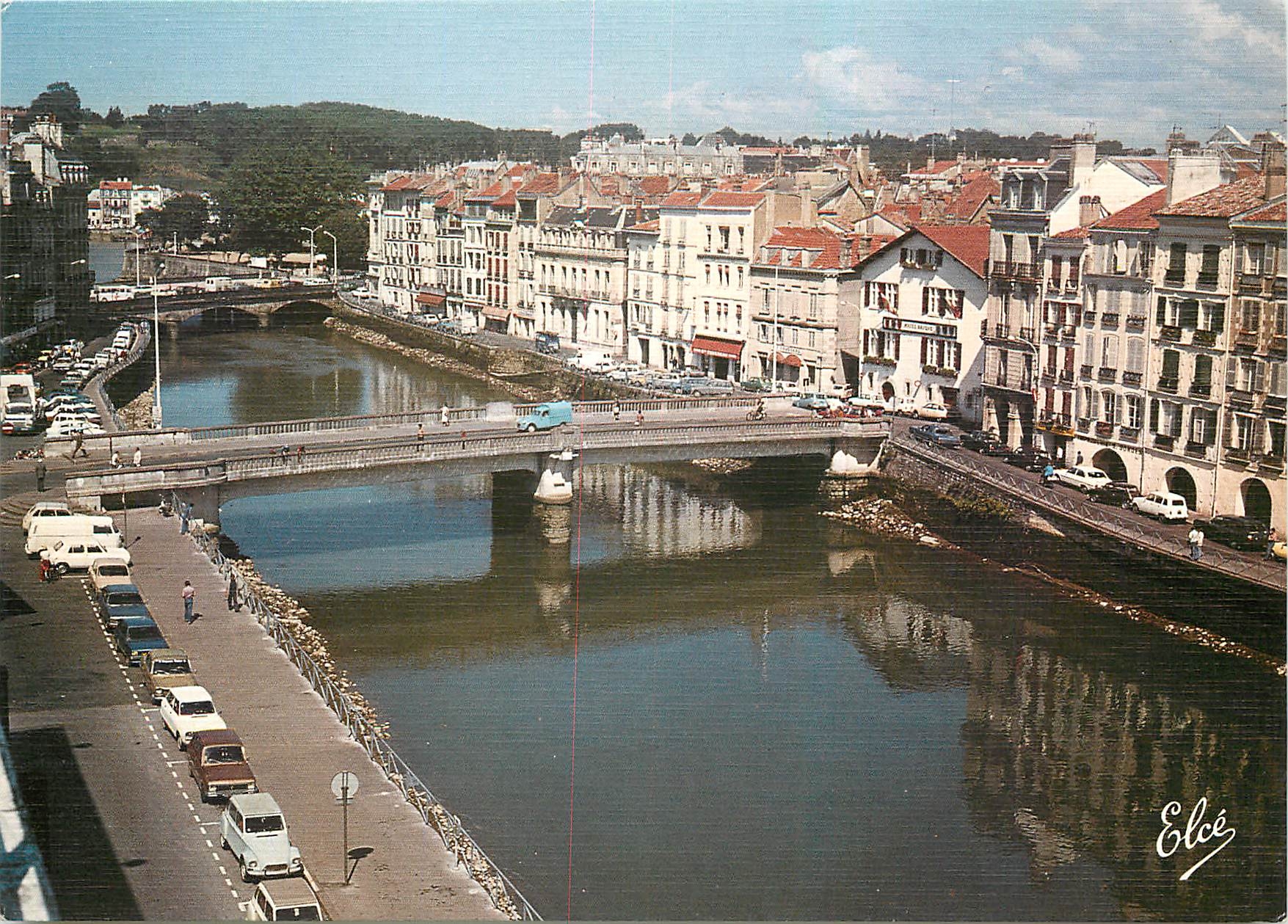CPM Bayonne Les quais de la nive avac le Musee Basque