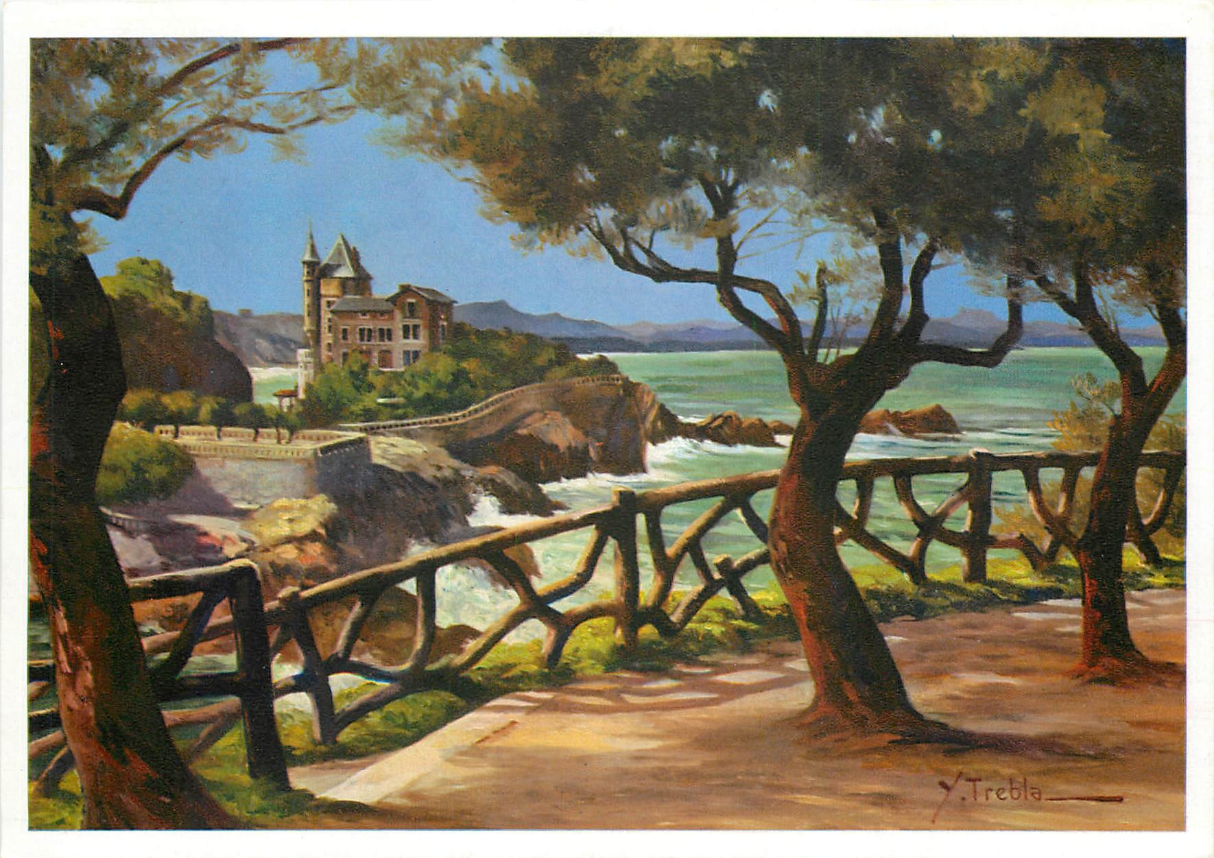 CPM Biarritz Le Chateau Basque et la Chaine des Pyrenees