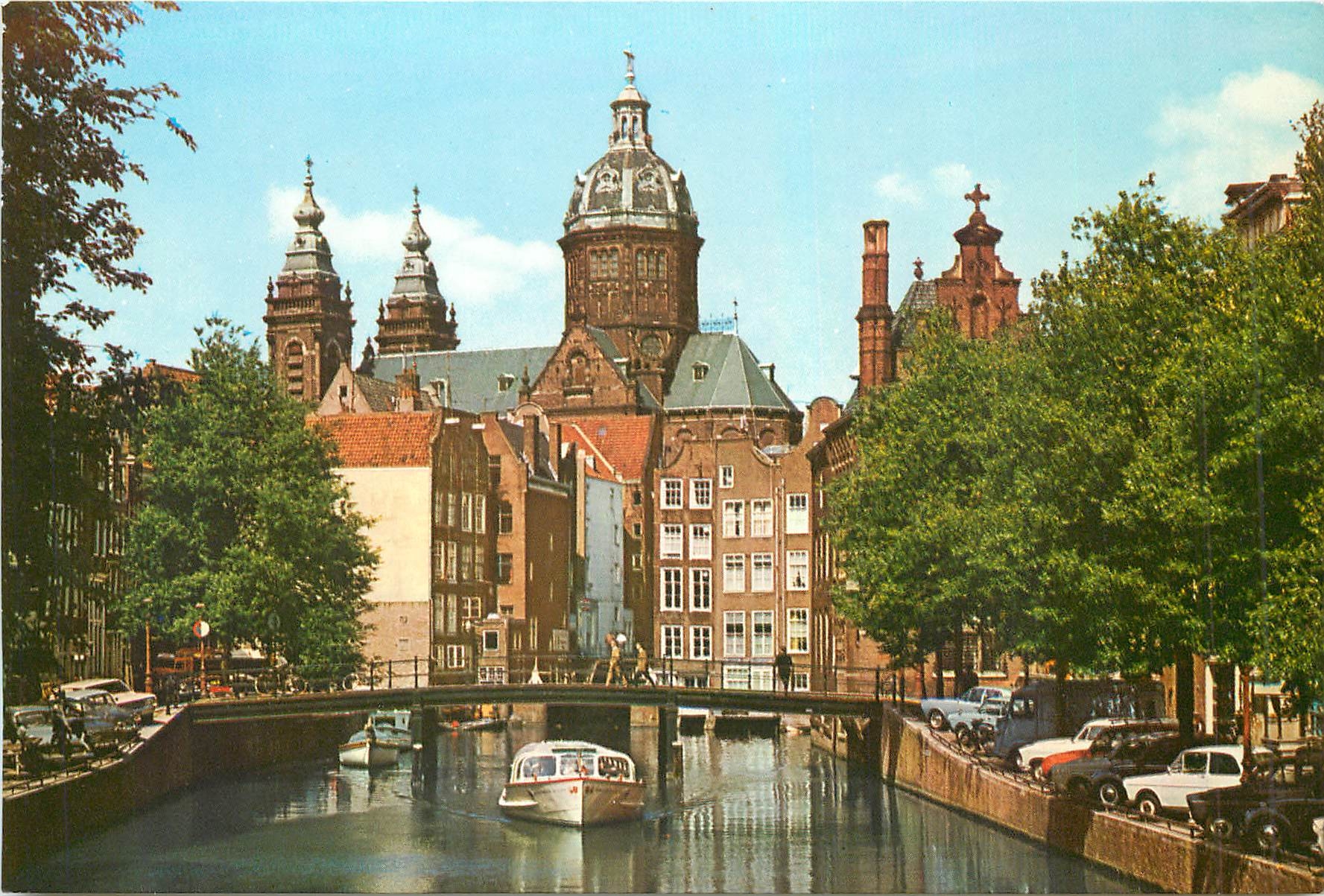 CPM Amsterdam Holland Oudezijds Kolk met St Nicolaaskerk