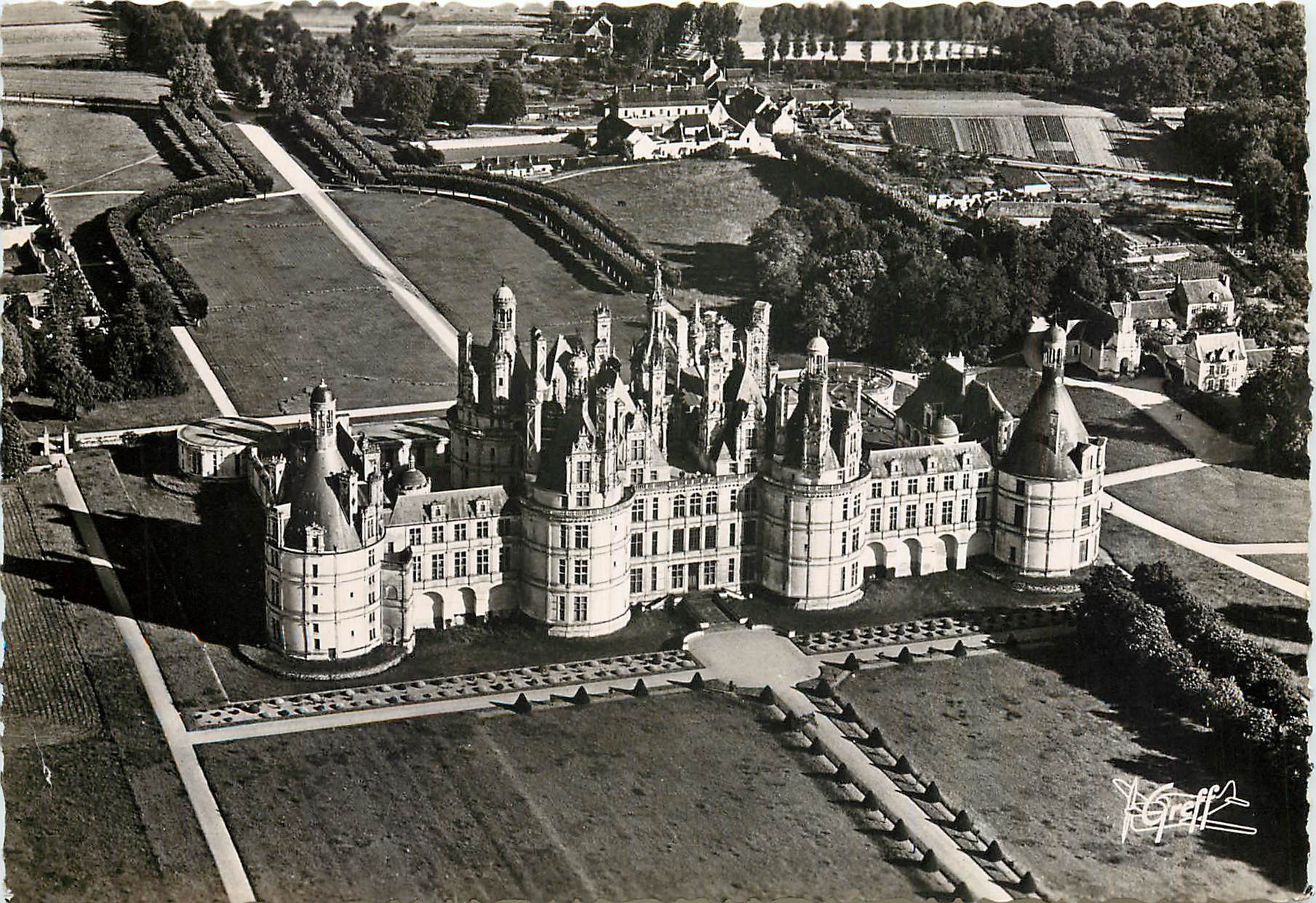 CPM Chambord Loir et Cher Vue aerienne Le Chateau Facade Nord 