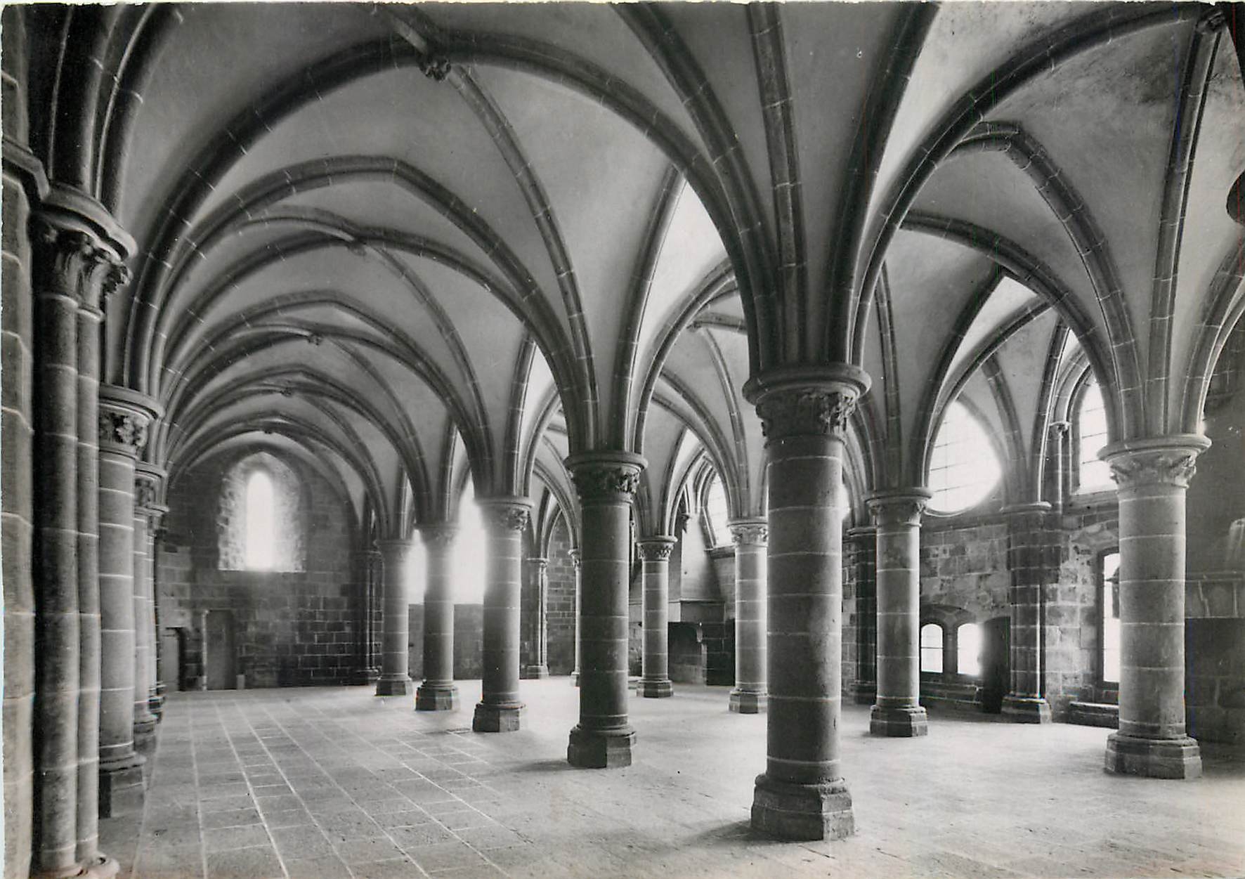 CPM Abbaye du Mont St Michel Manche