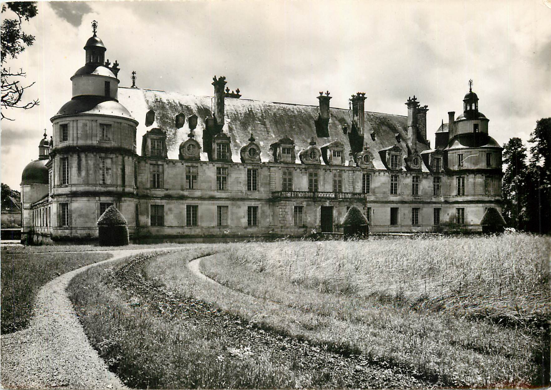 CPM Tanlay Yonne Le Chateau Facade sur le Parc 