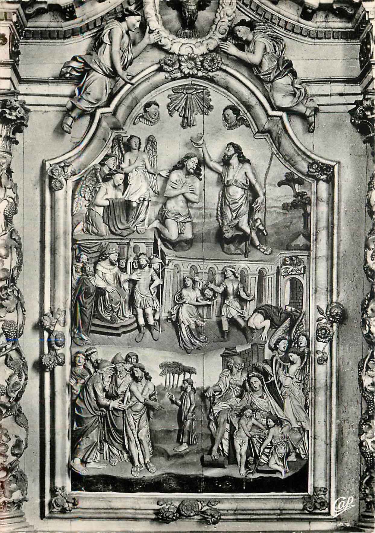 CPA Lampaul Interieur de l'Eglise La Vic de Saint Jean Baptiste