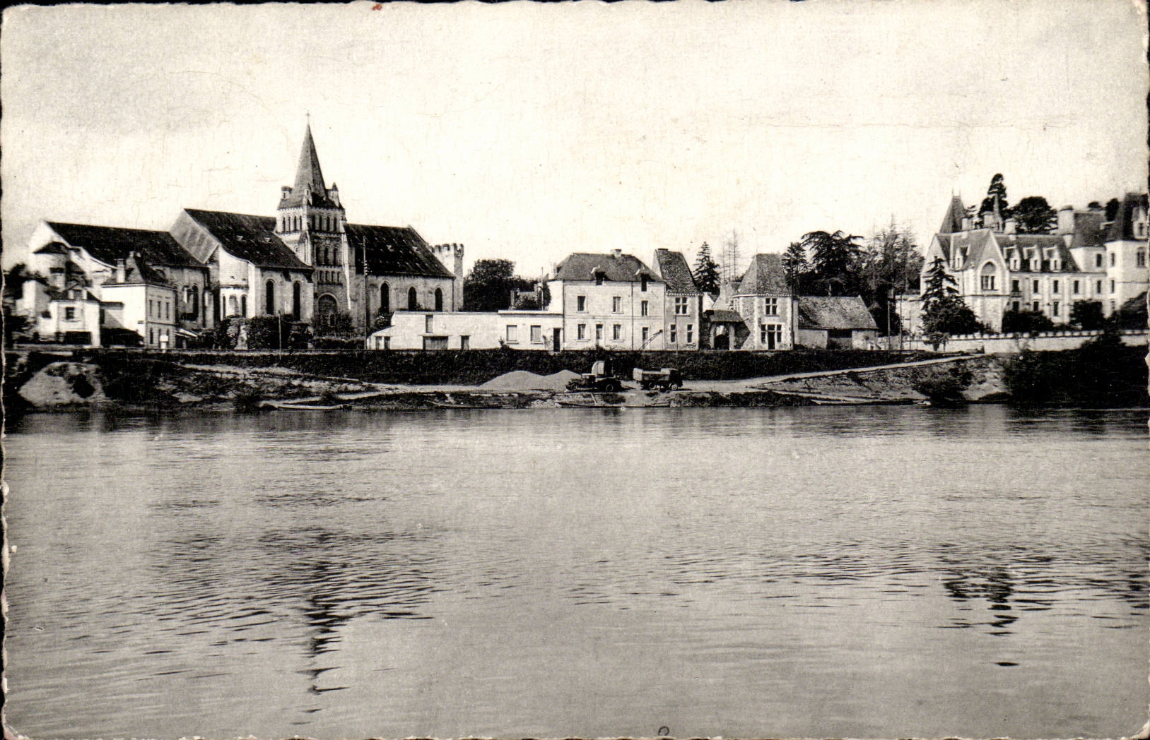 General Cunault-sight at the edge of the Loire-CPA
