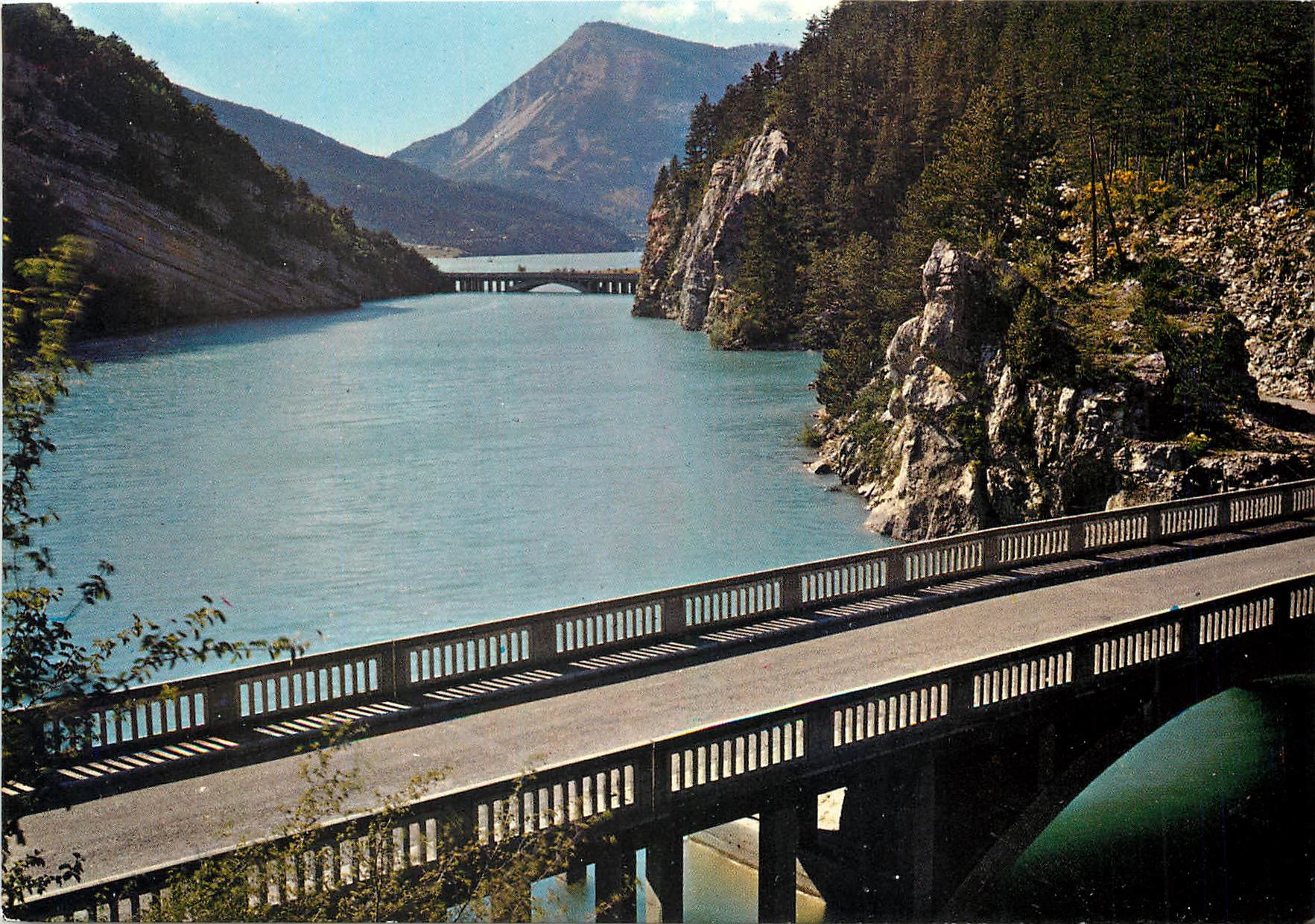 CPM Lac de Castillon Alpes de Haute Provence Pont d'Angles et Pont Julien 