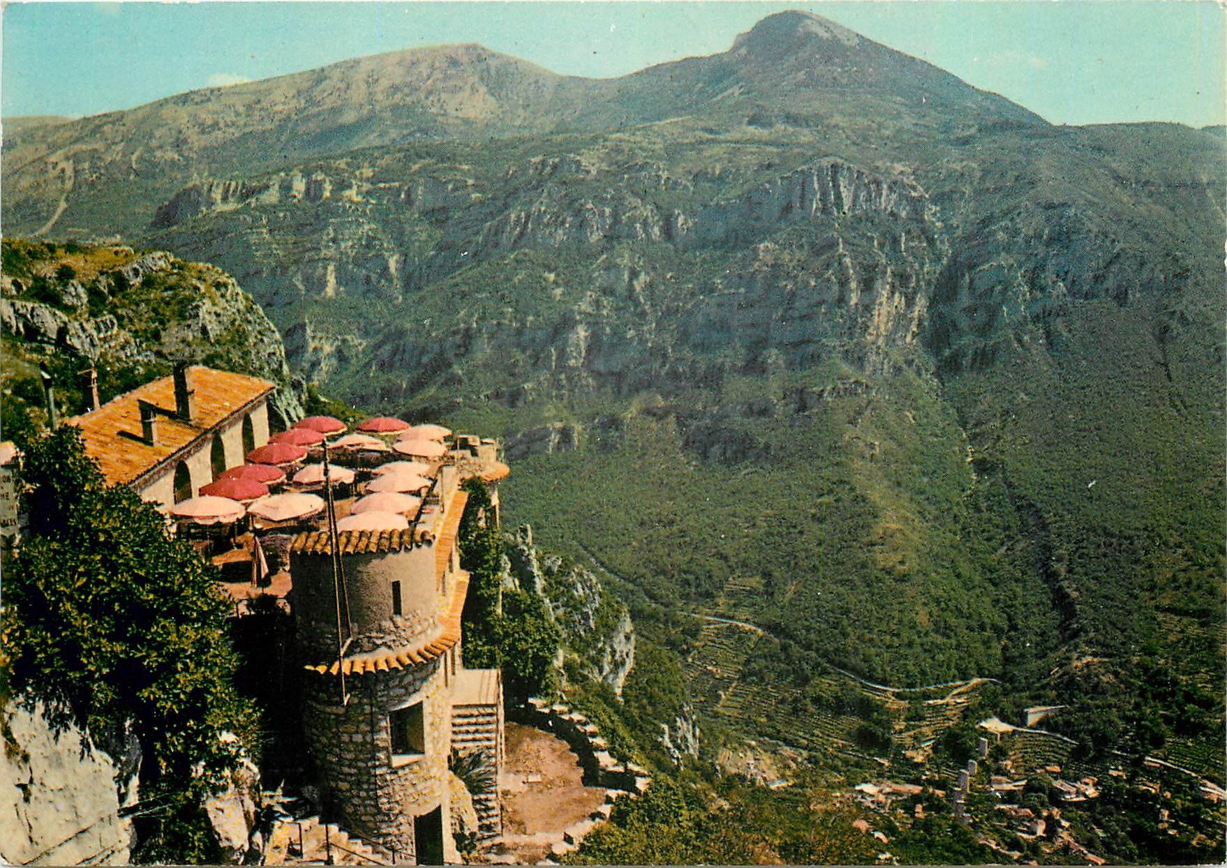 CPM Gourdon et les Gorges du Loup Le Nid d'Aigle