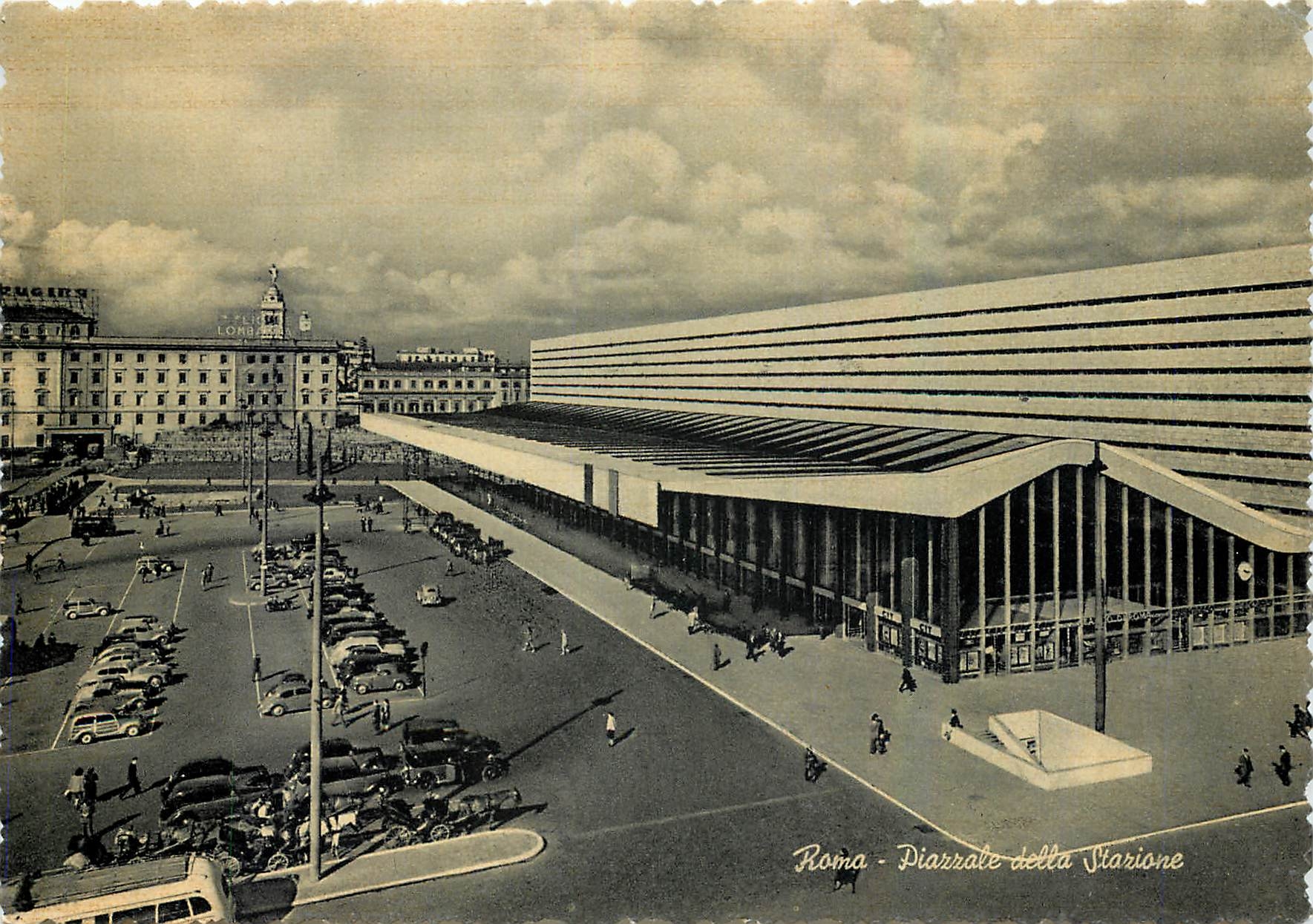 CPM Roma Terminus station square 