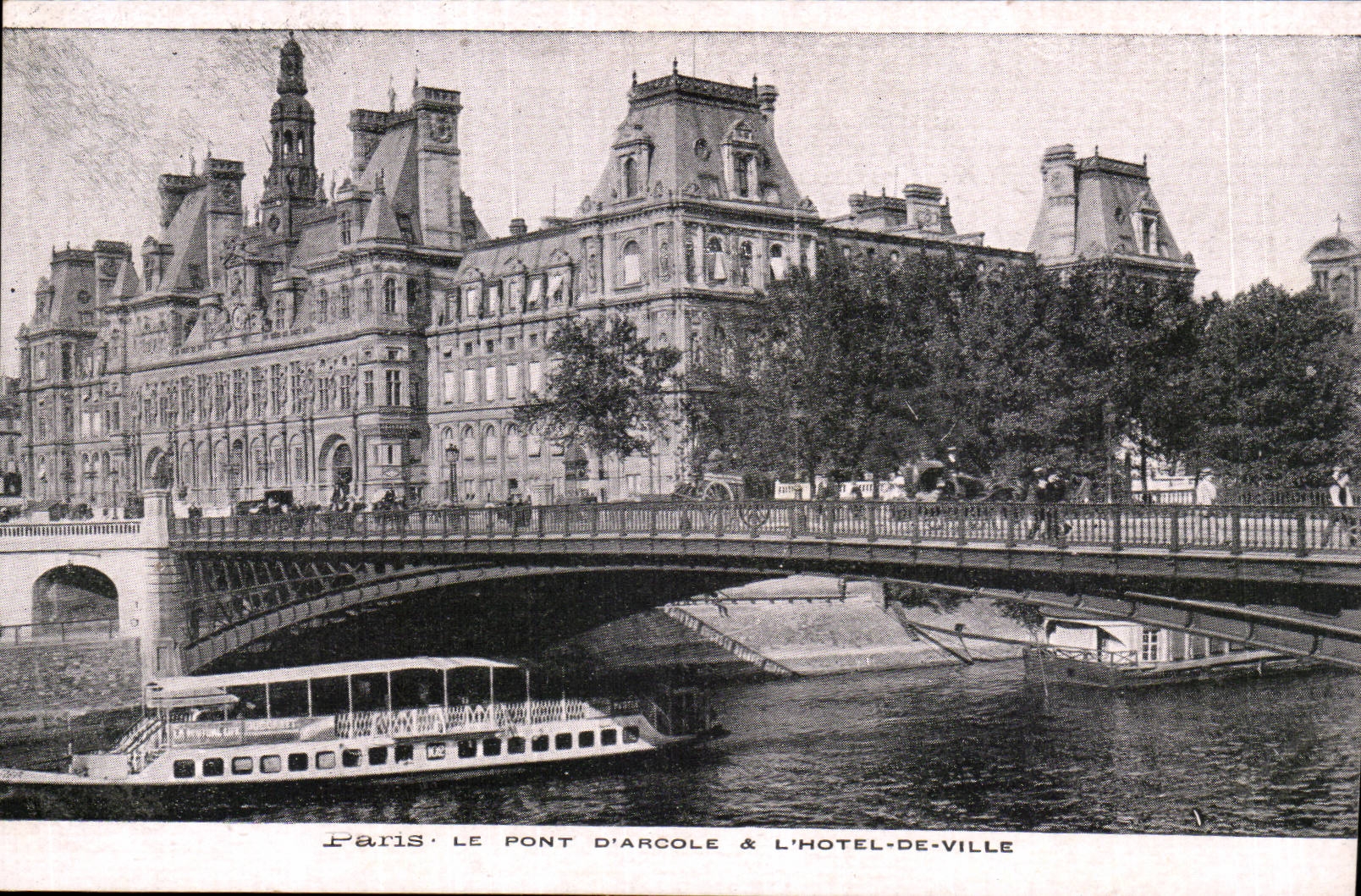 Paris- Le Pont d'Arcole a L'Hotel de Ville - CPA