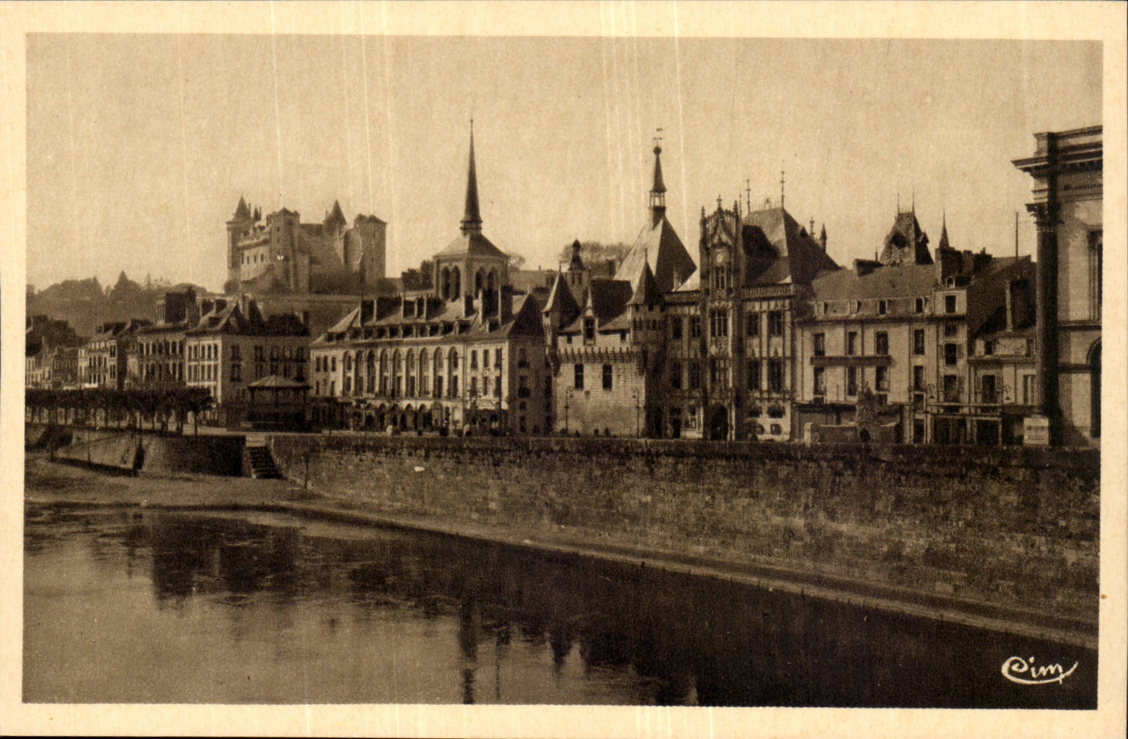 Saumur CPA the castle the church St hones the town hall and the Wilson quay