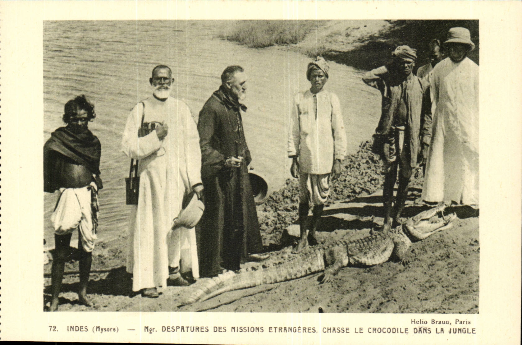 Indes (Mysora) CPA Mgr Despatures des missions etrangeres chasse le crocodile dans la jungle (India Inde)