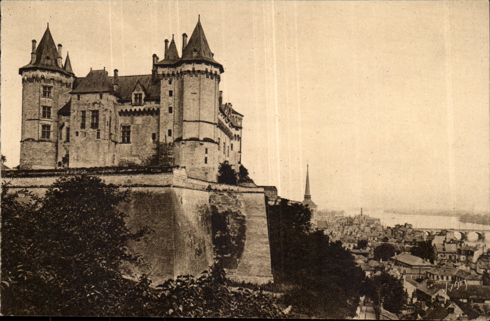 Saumur CPA the castle