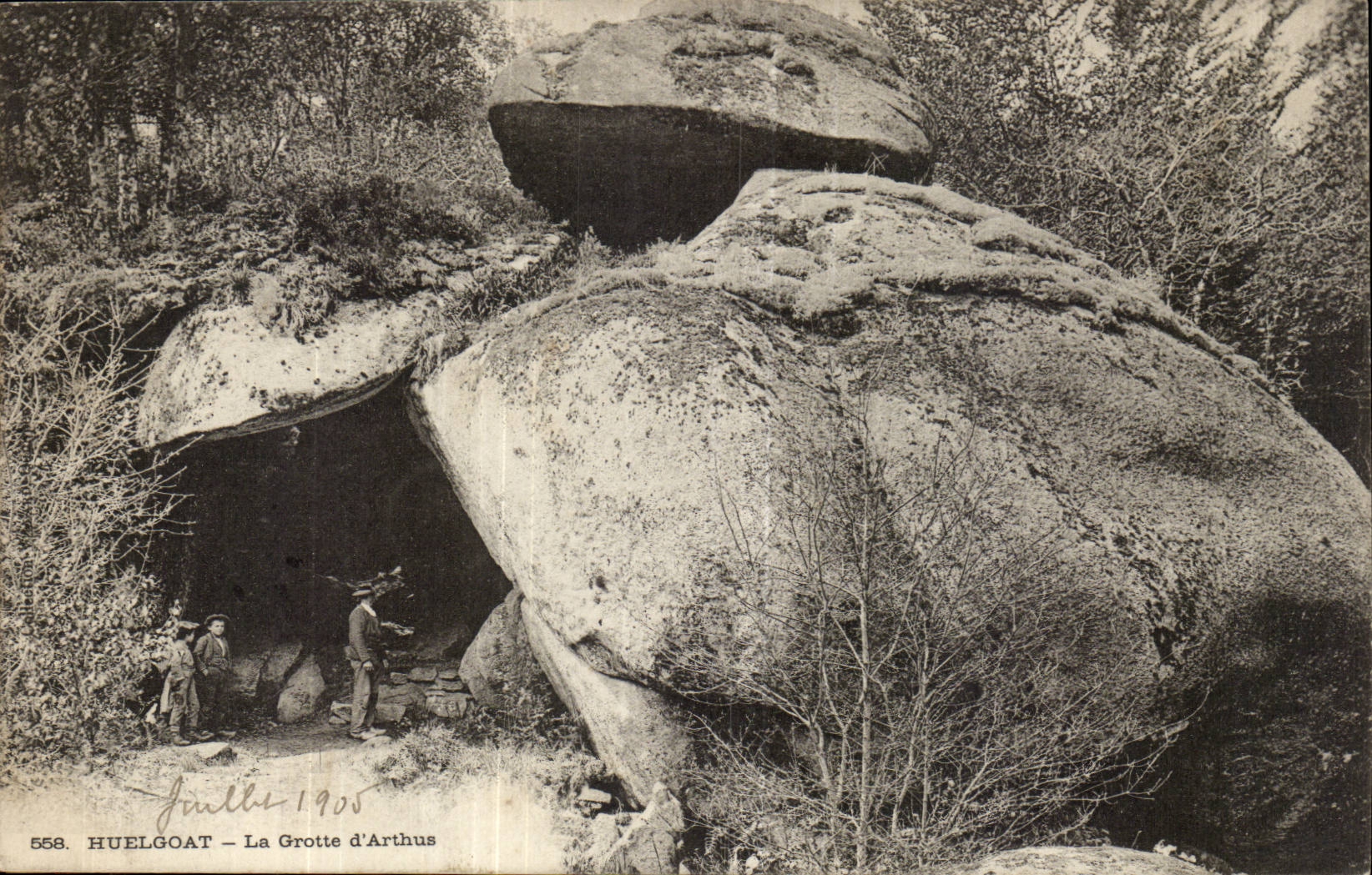 Huelgoat CPA the cave of Arthus