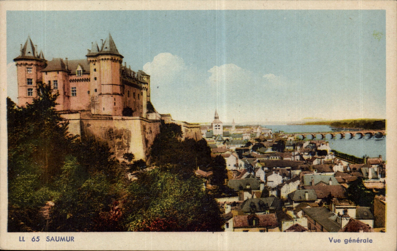 Saumur CPA extremely feudal Castle View