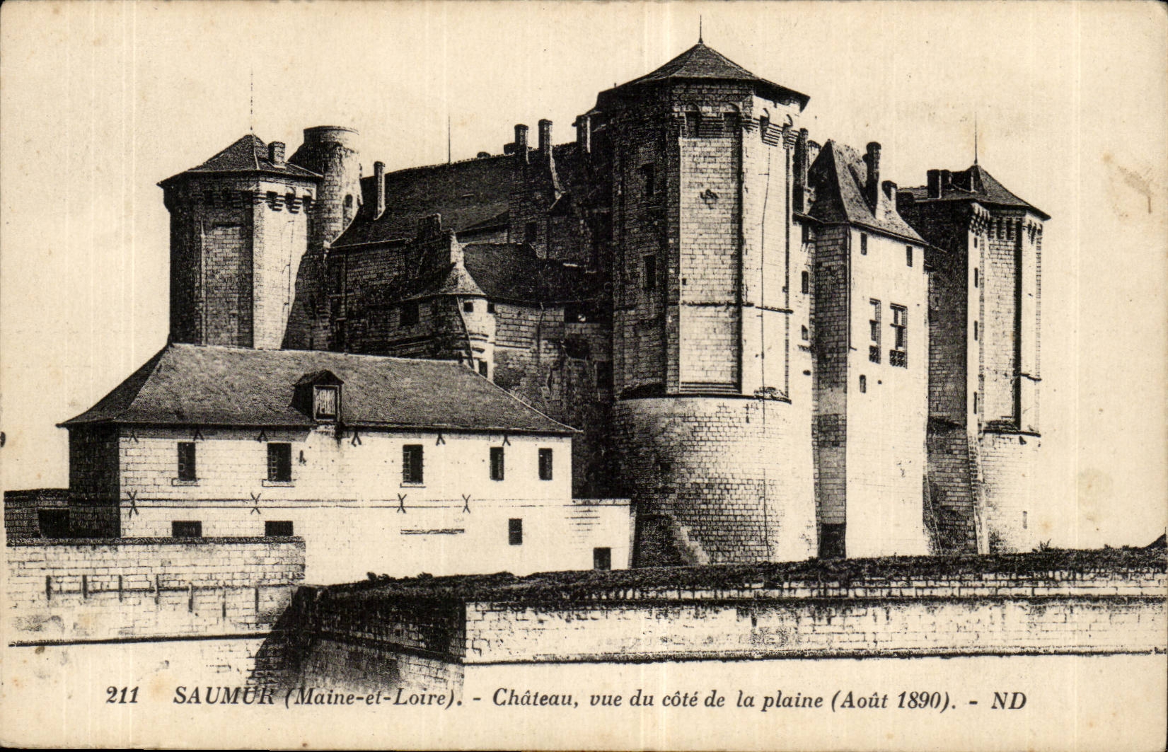 Saumur CPA the strong castle