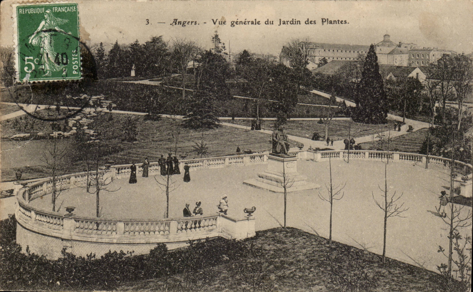 Angers CPA View of the botanical garden