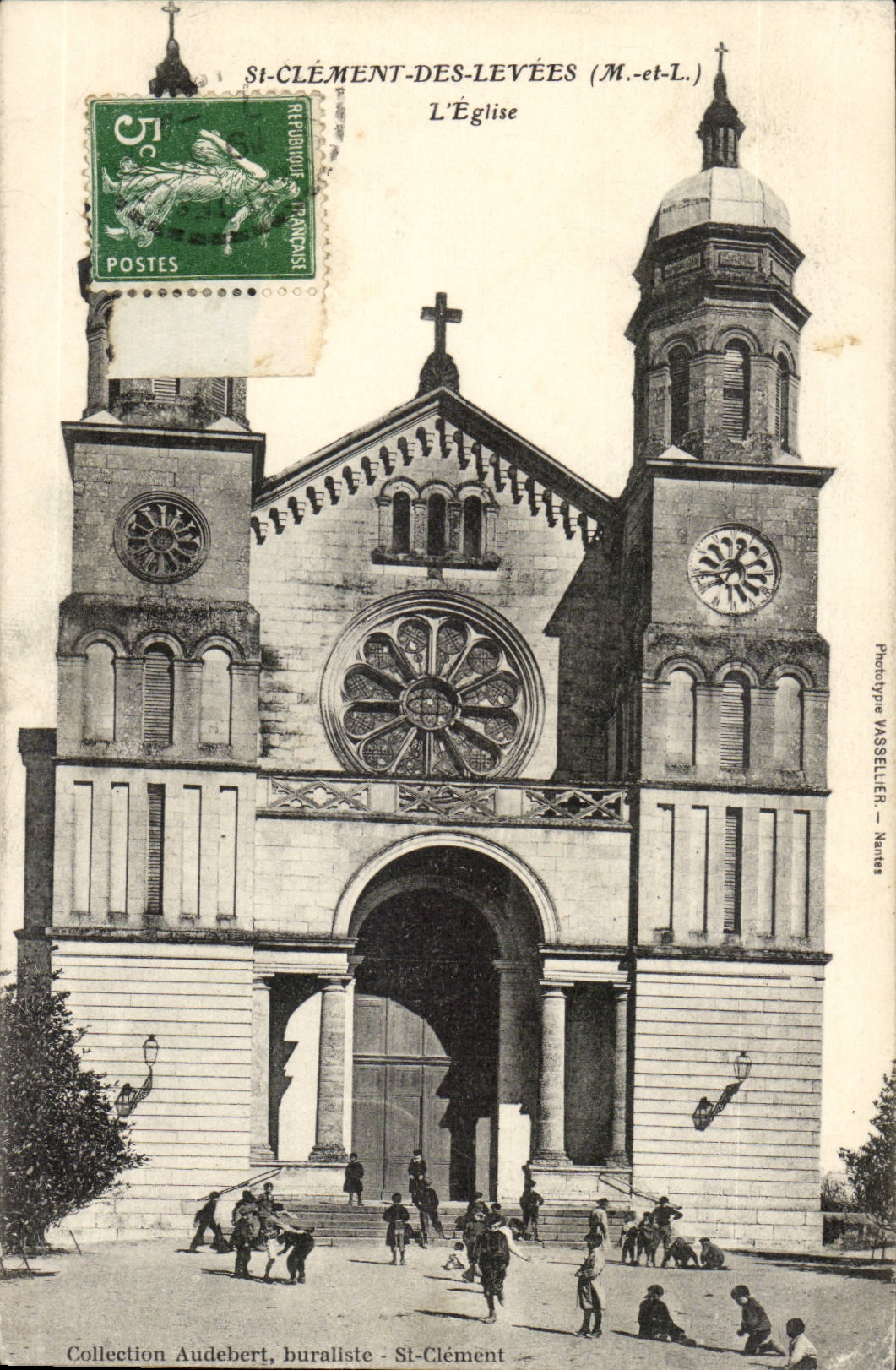 Saint Clement of the CPa Liftings the church