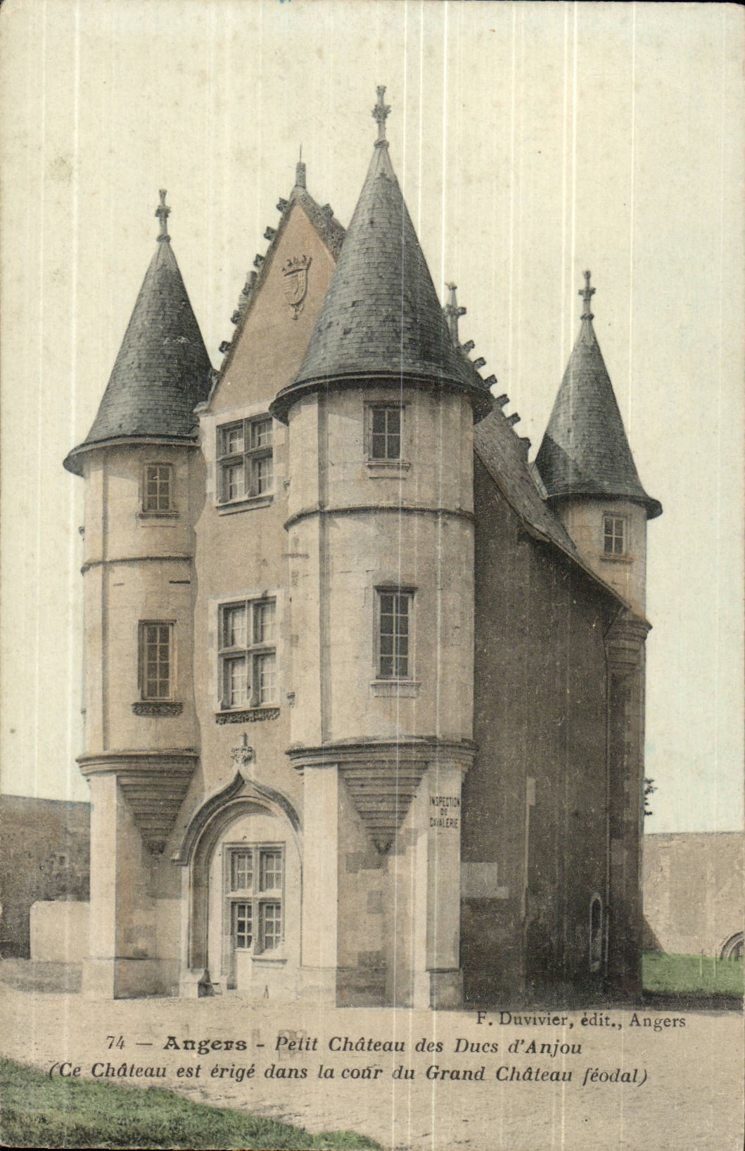 Angers CPA Small castle of the dukes of Anjou